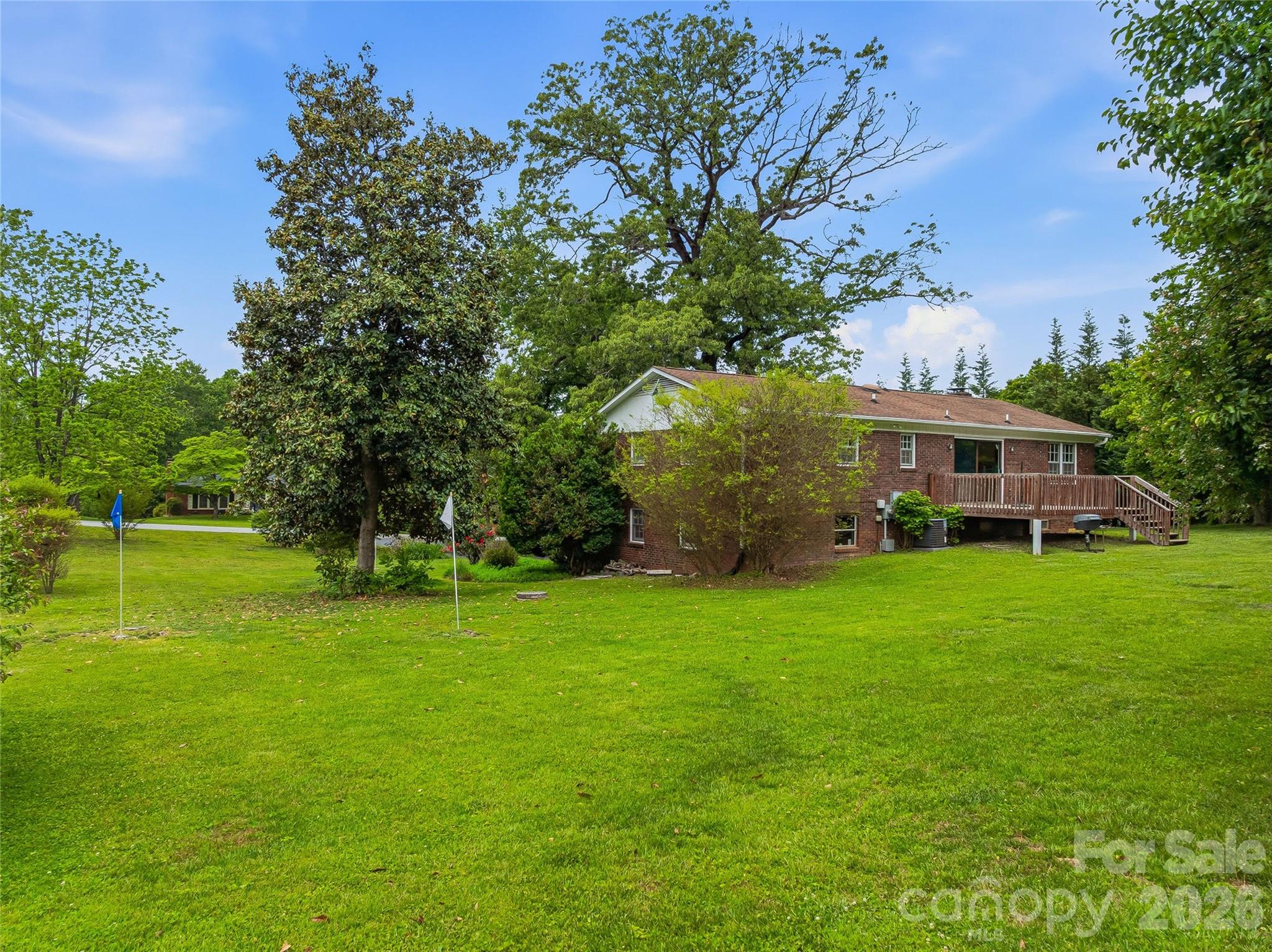 208 Applecross Lane — Hendersonville