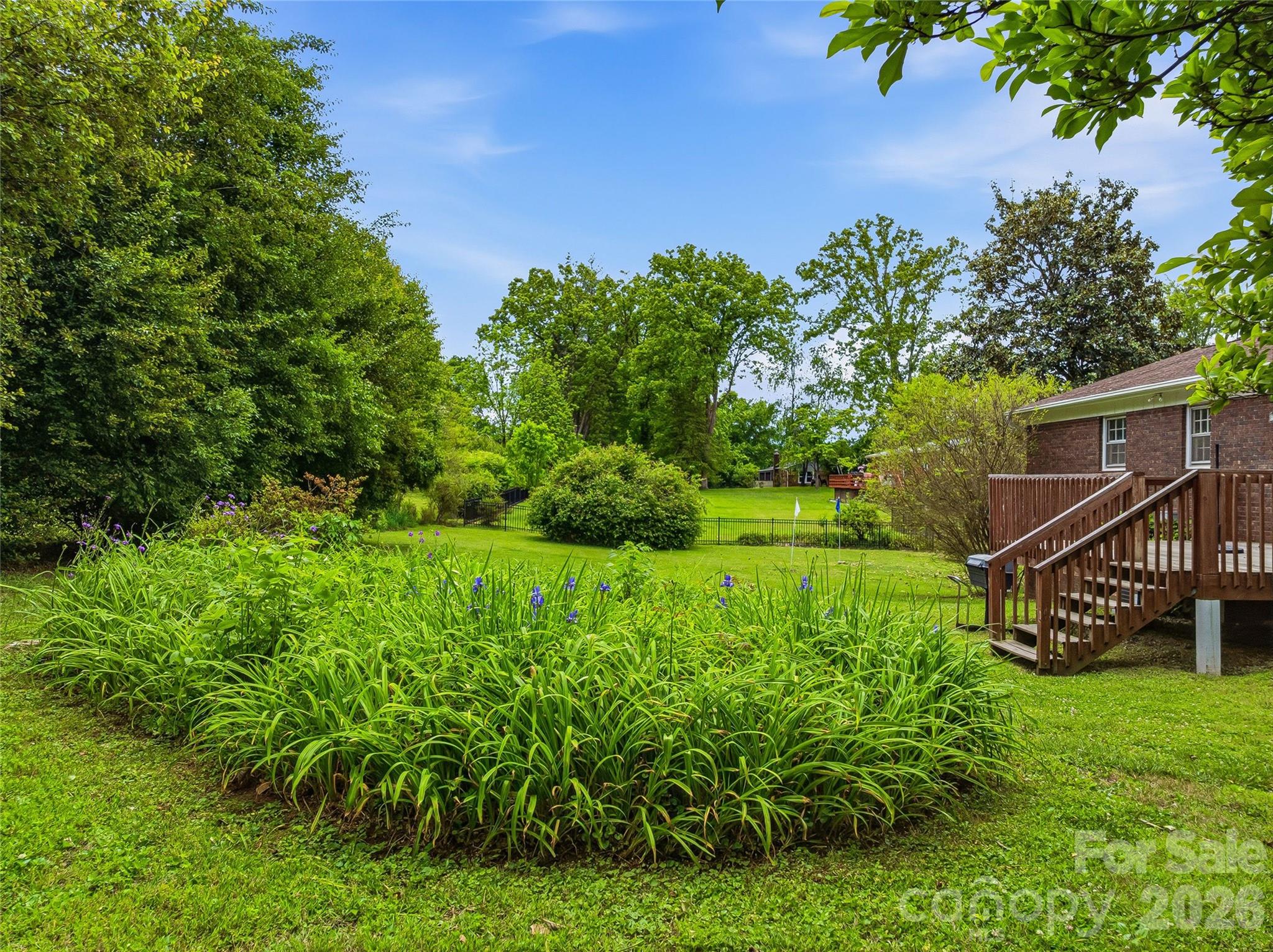 208 Applecross Lane — Hendersonville