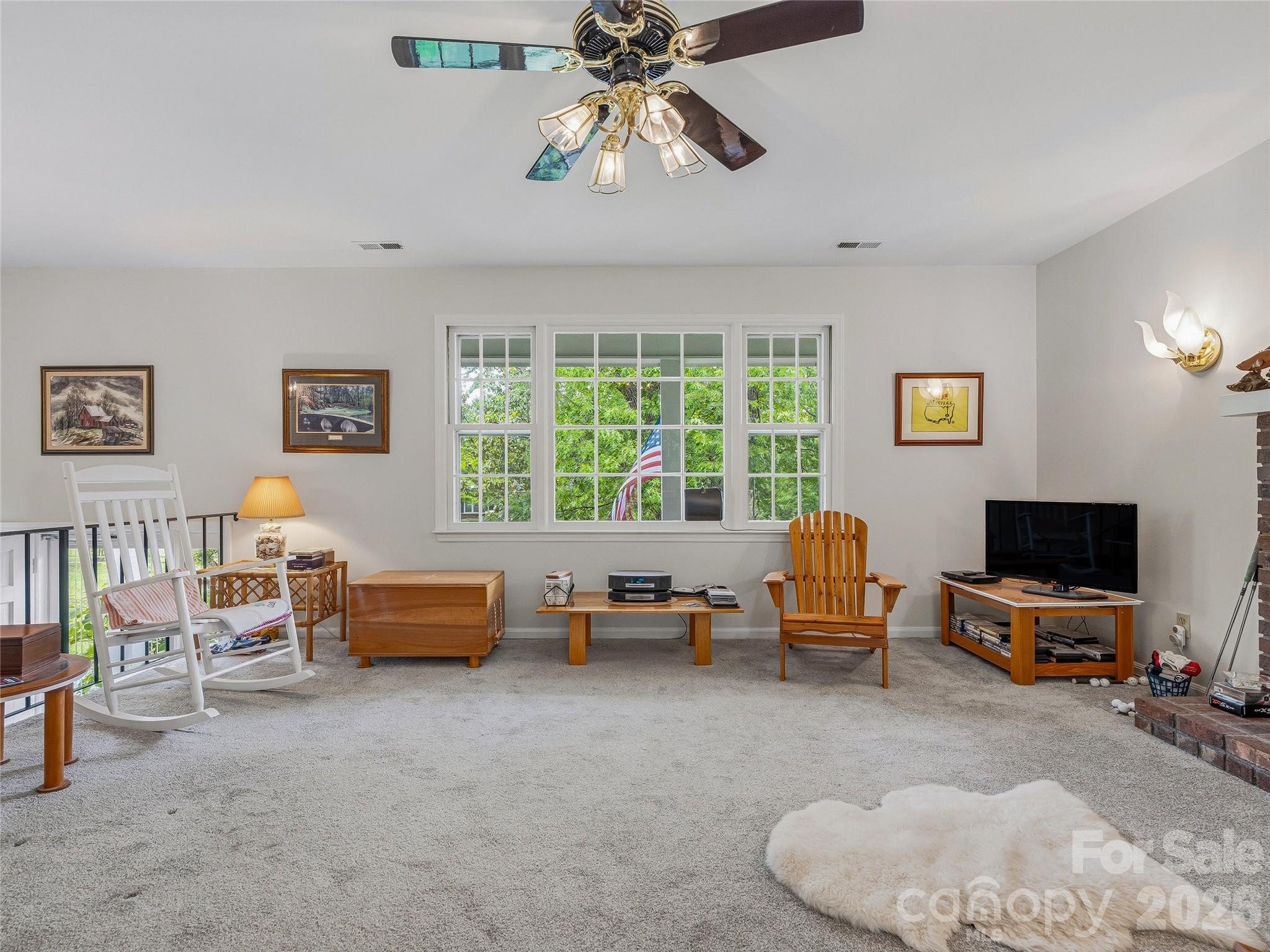 208 Applecross Lane — Hendersonville