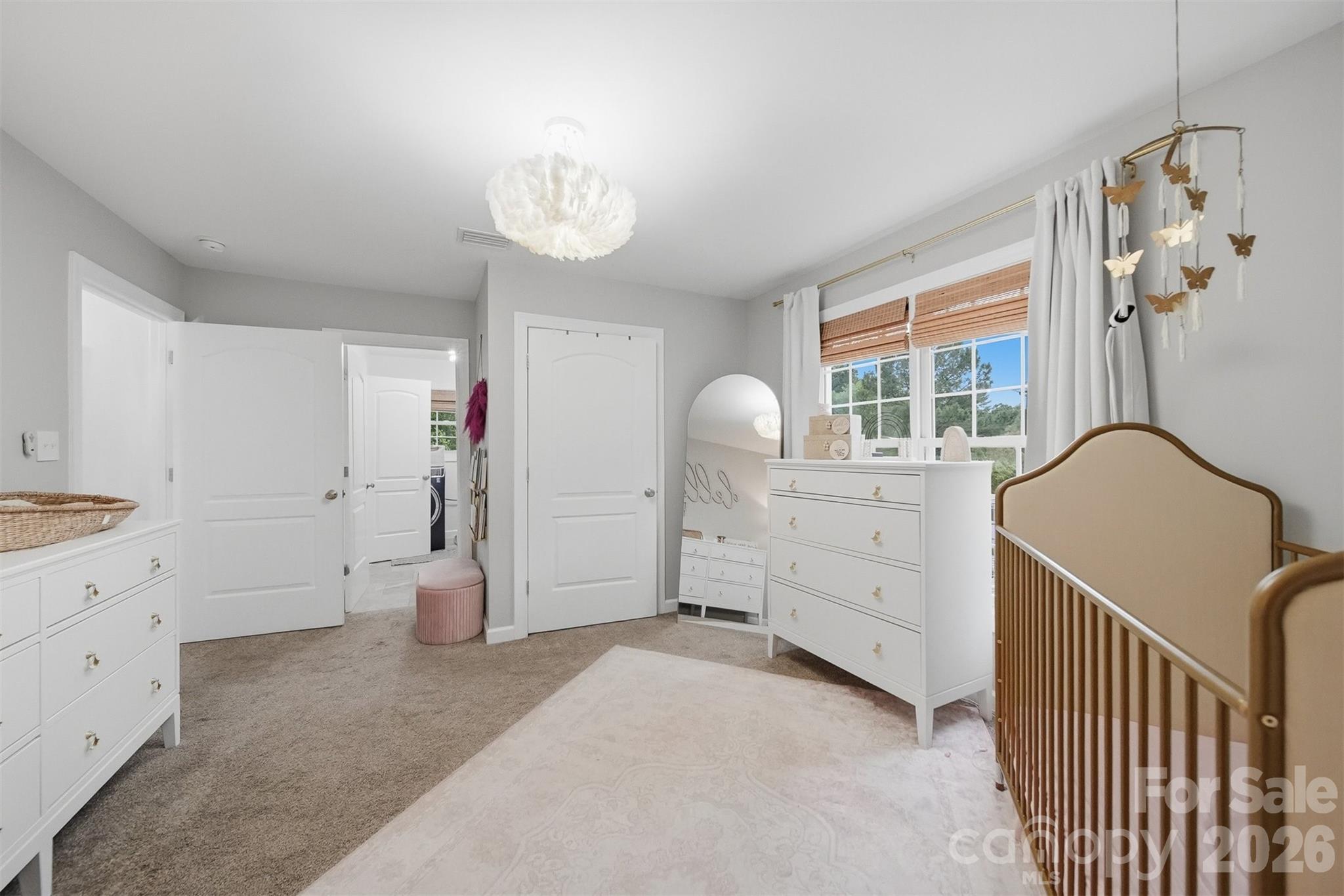 909 36th Avenue NW — Hickory