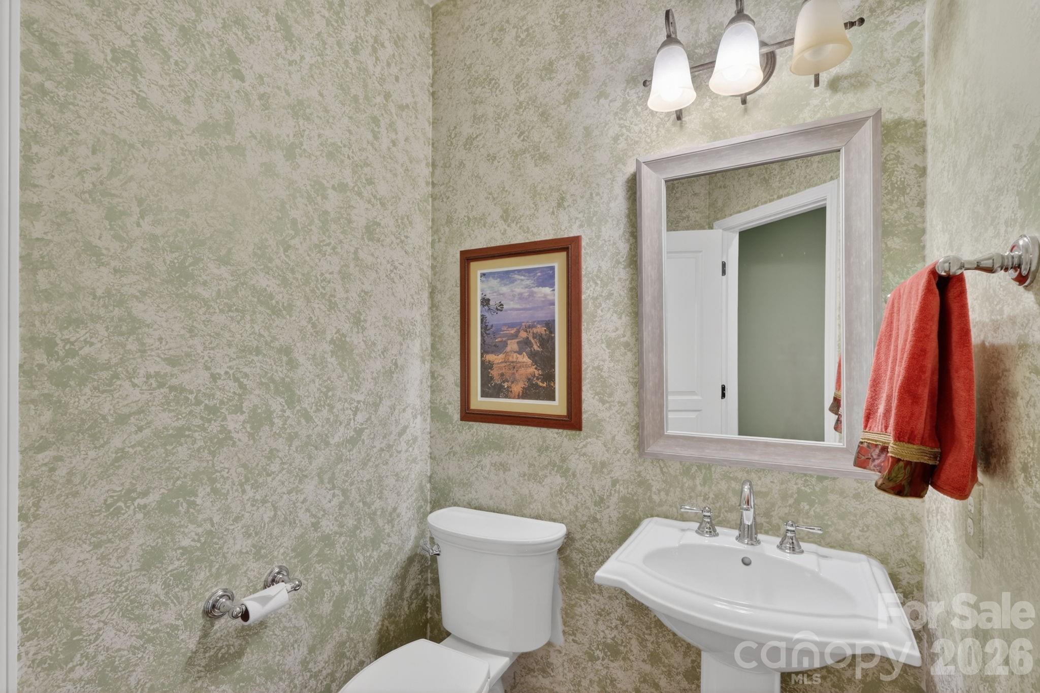 9242 Whistling Straits Drive — Fort Mill