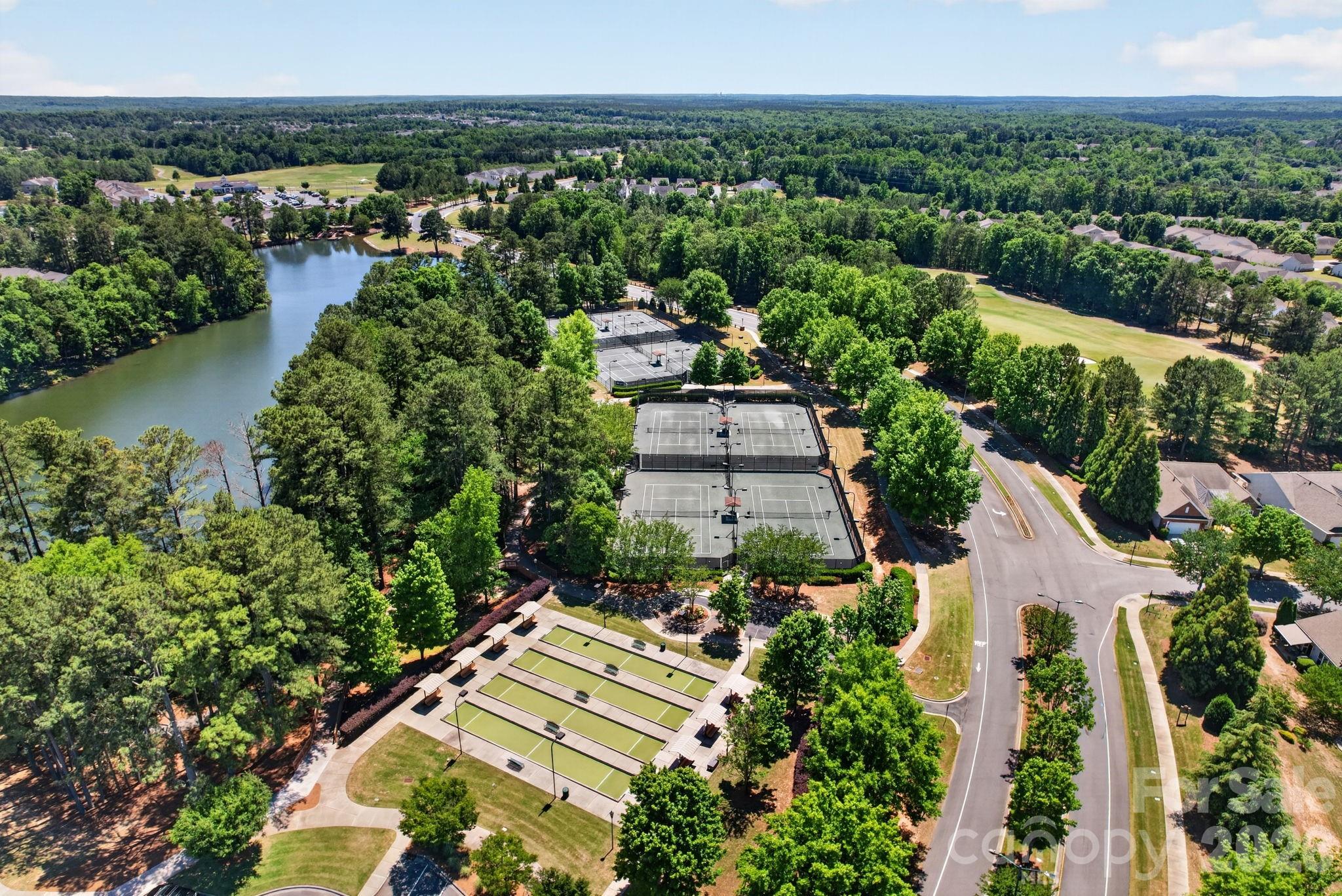 9242 Whistling Straits Drive — Fort Mill