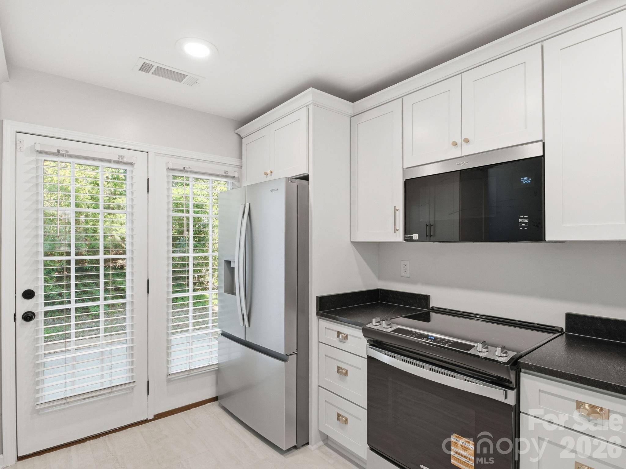 790 Rock Lake Glen — Fort Mill