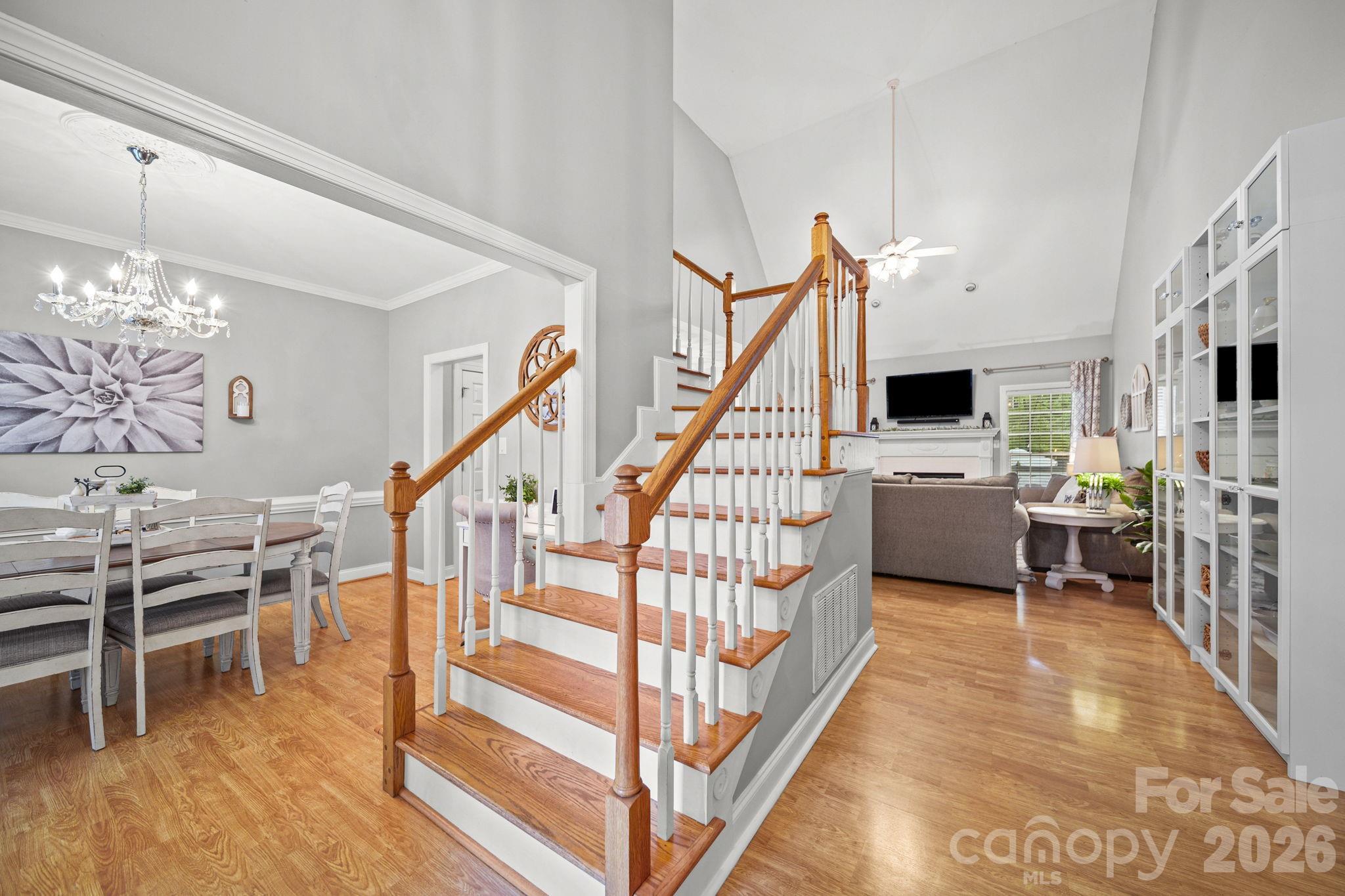 2820 Monterrey Lane #103 — Monroe