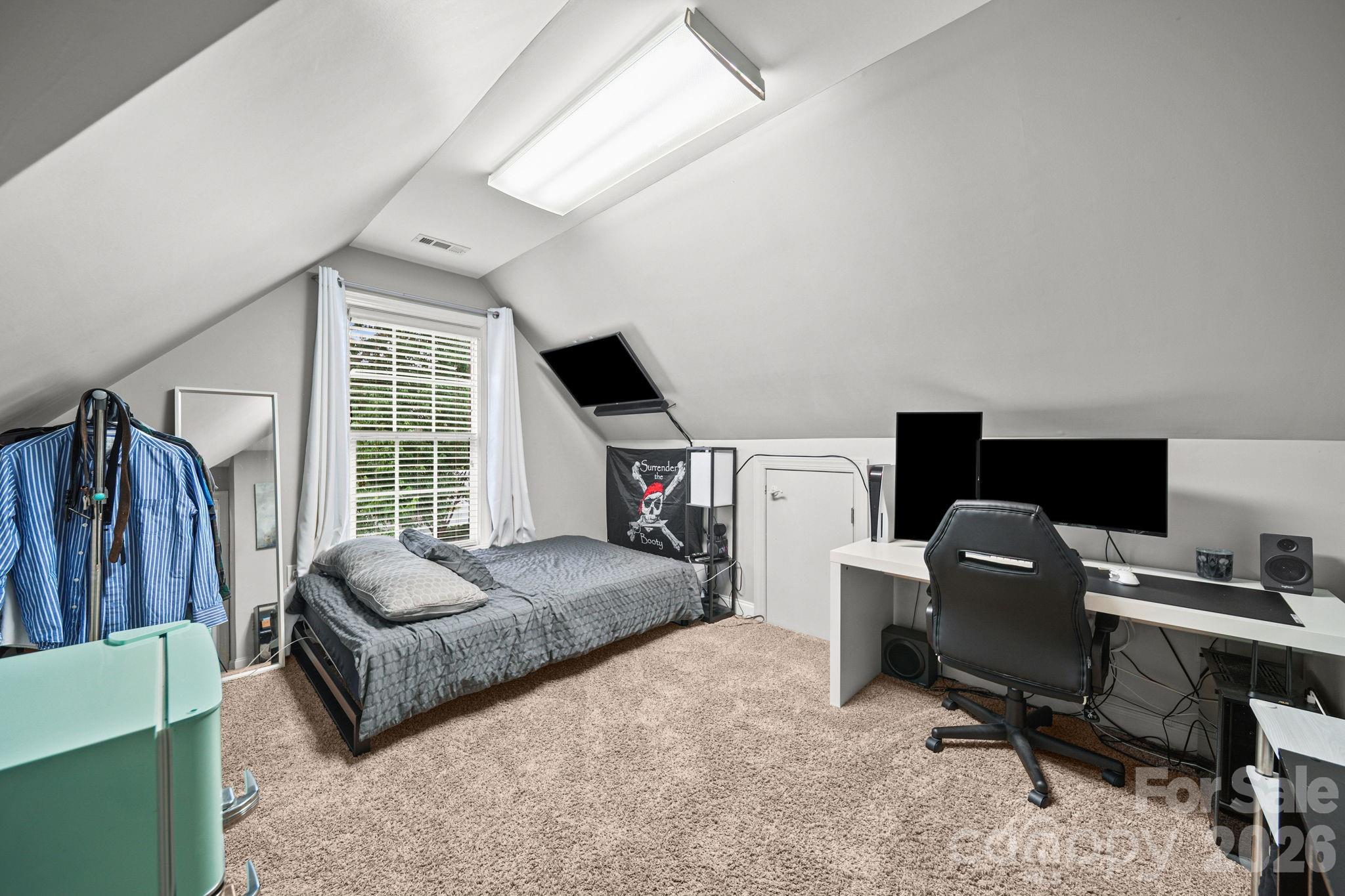 2820 Monterrey Lane #103 — Monroe