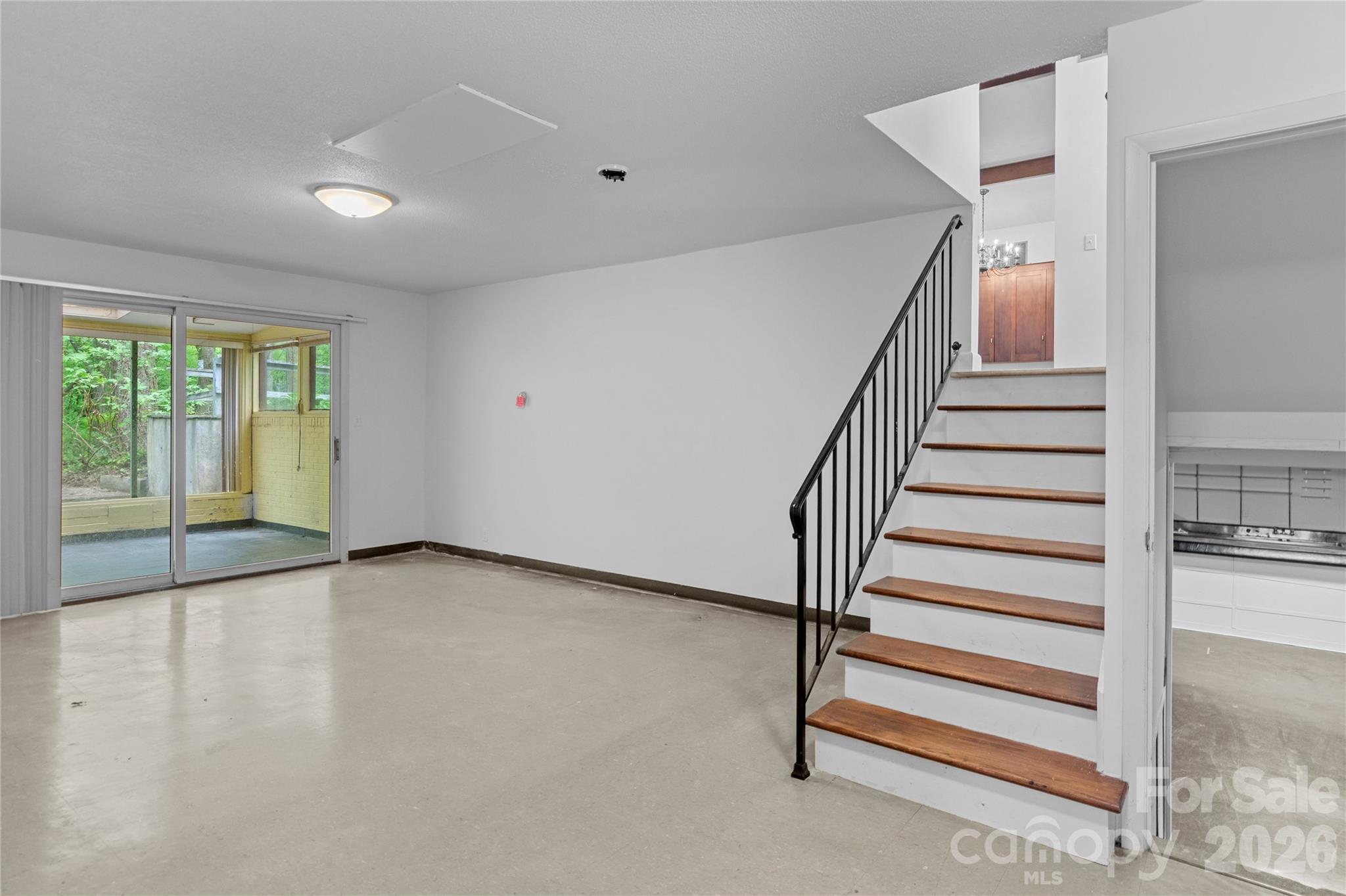 2051 Royall Drive — Winston Salem