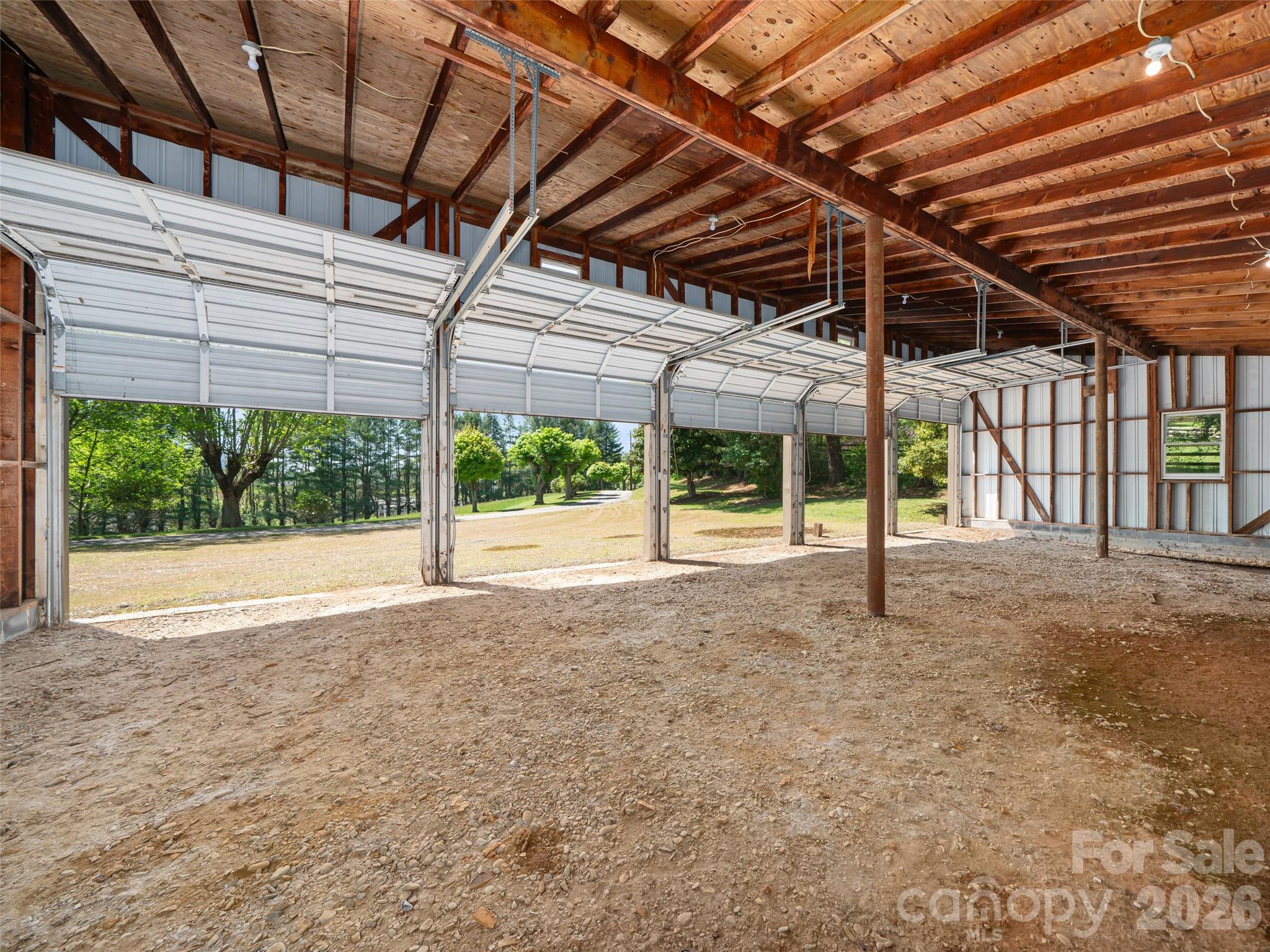 110 Crest View Road — Burnsville