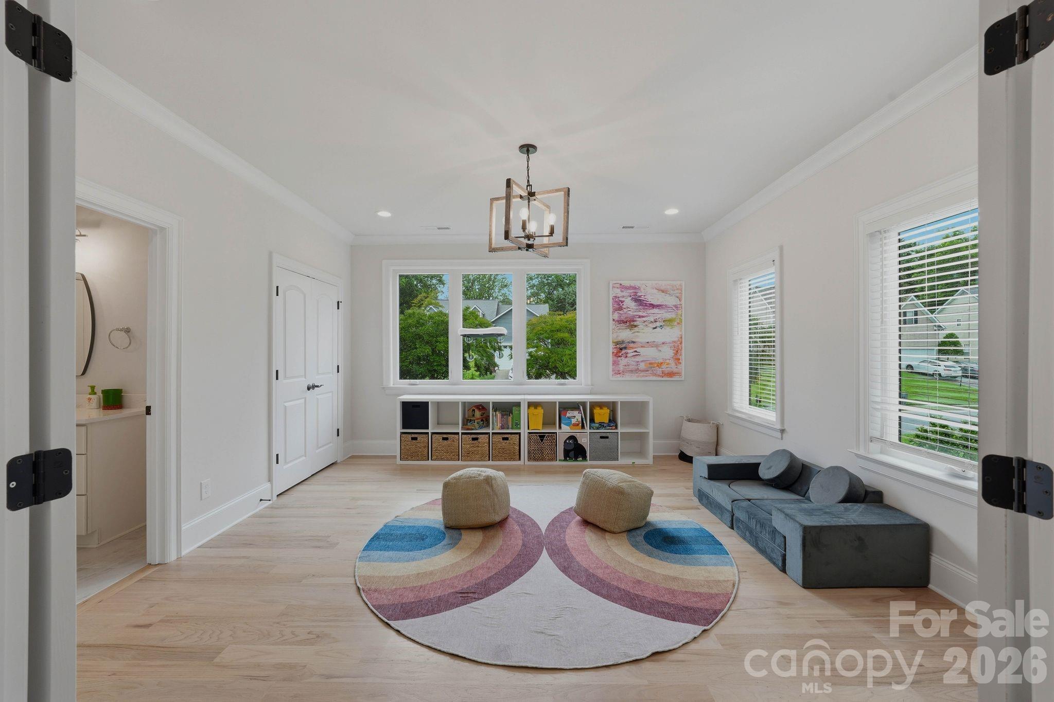 4547 Emory Lane — Charlotte