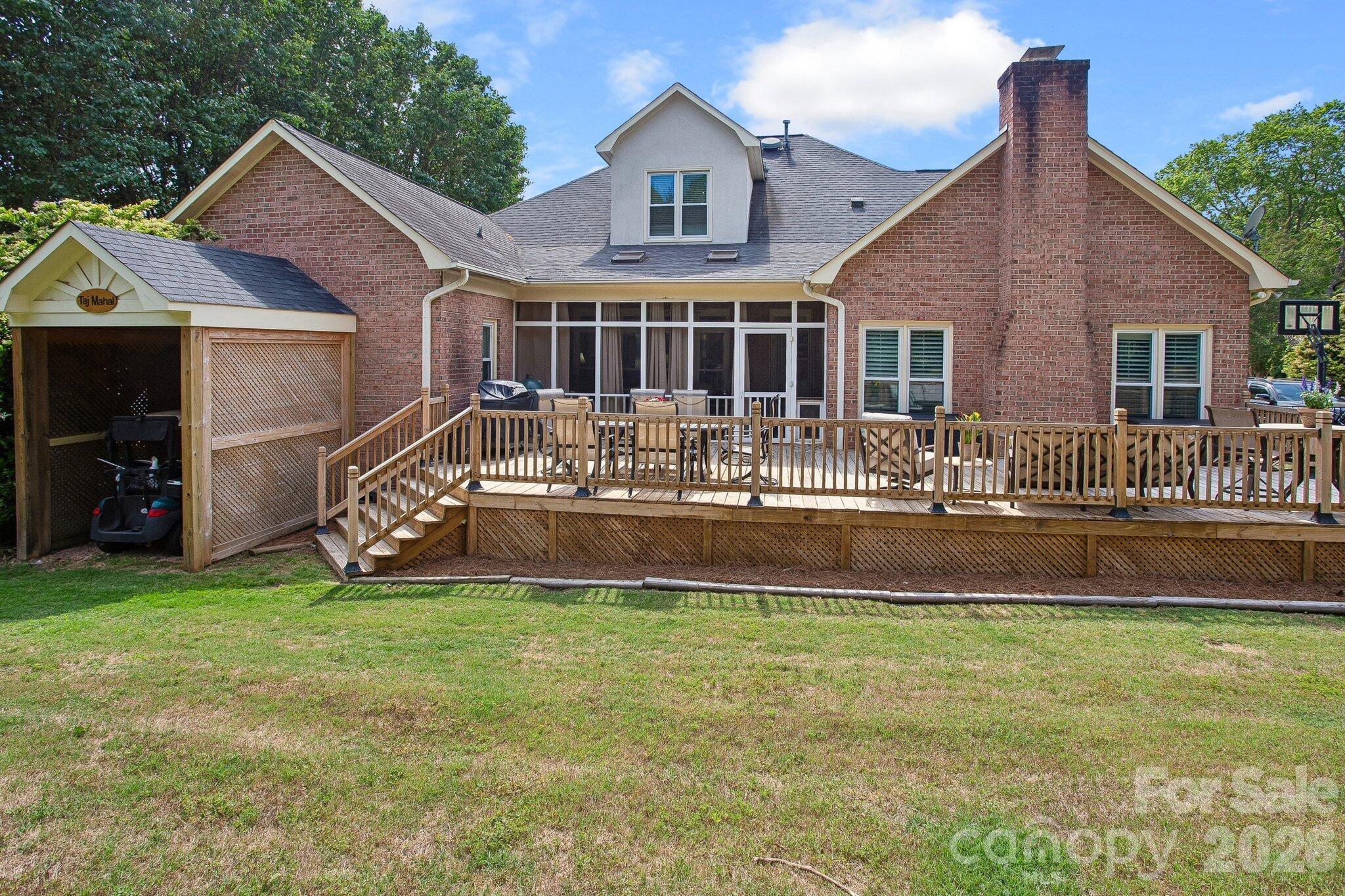 3466 Brighton Court NW — Concord