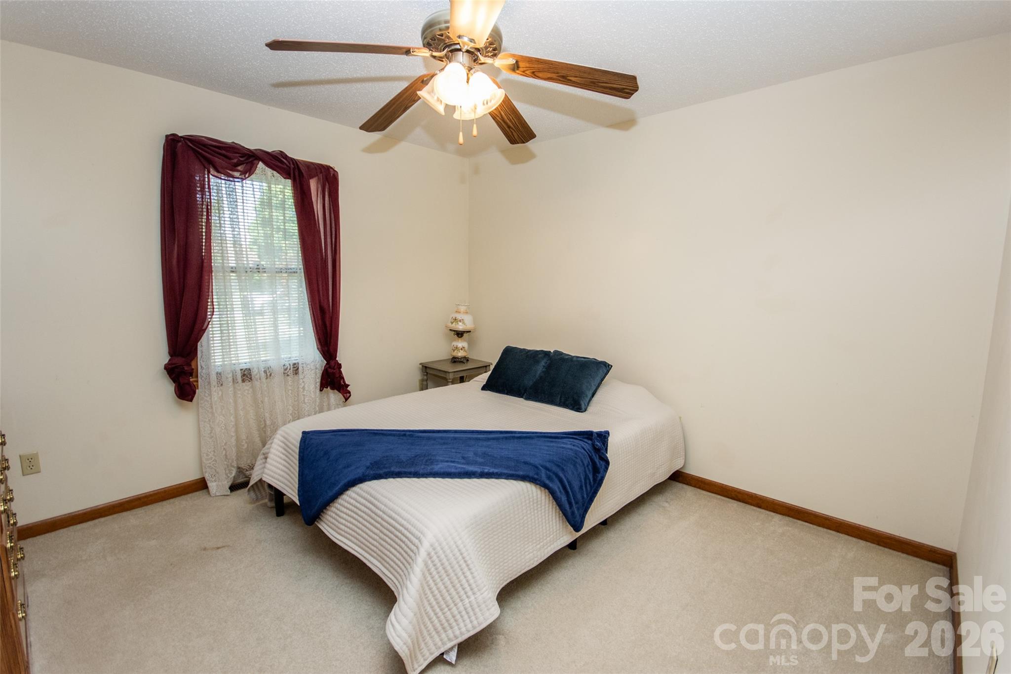 151 Meadow Oaks Drive — Statesville