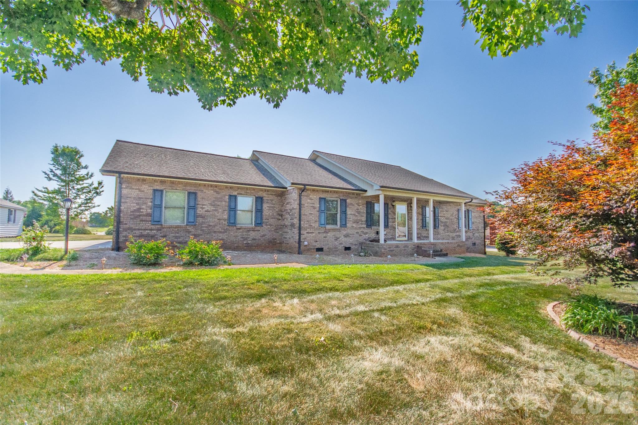 151 Meadow Oaks Drive — Statesville