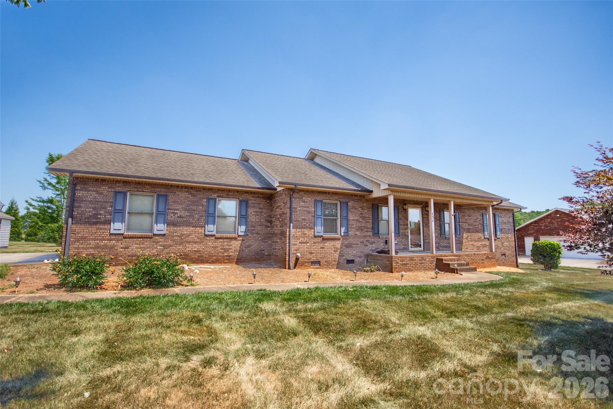 151 Meadow Oaks Drive — Statesville