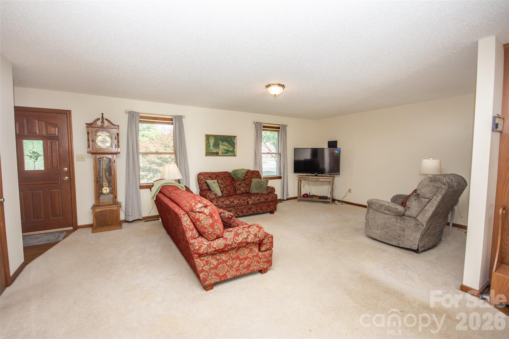 151 Meadow Oaks Drive — Statesville