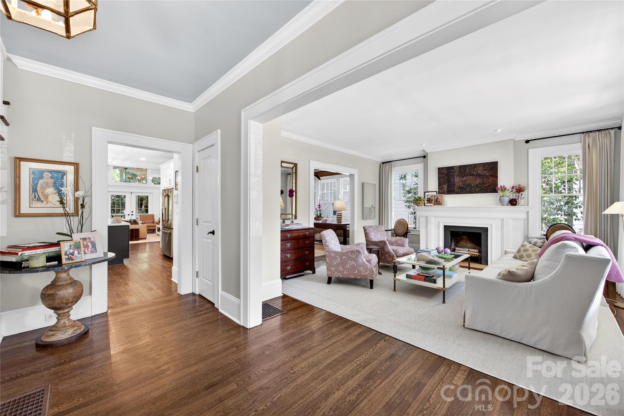 2127 Crescent Avenue — Charlotte