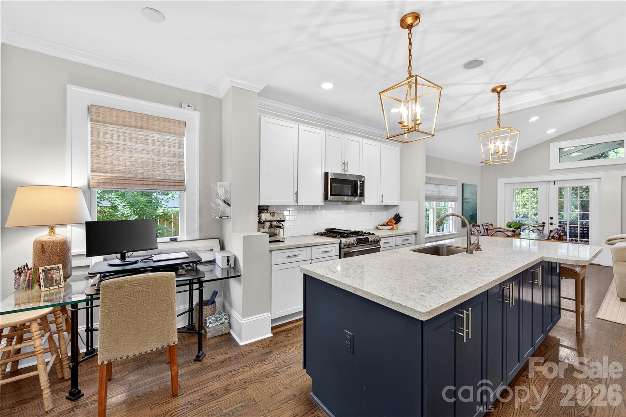 2127 Crescent Avenue — Charlotte
