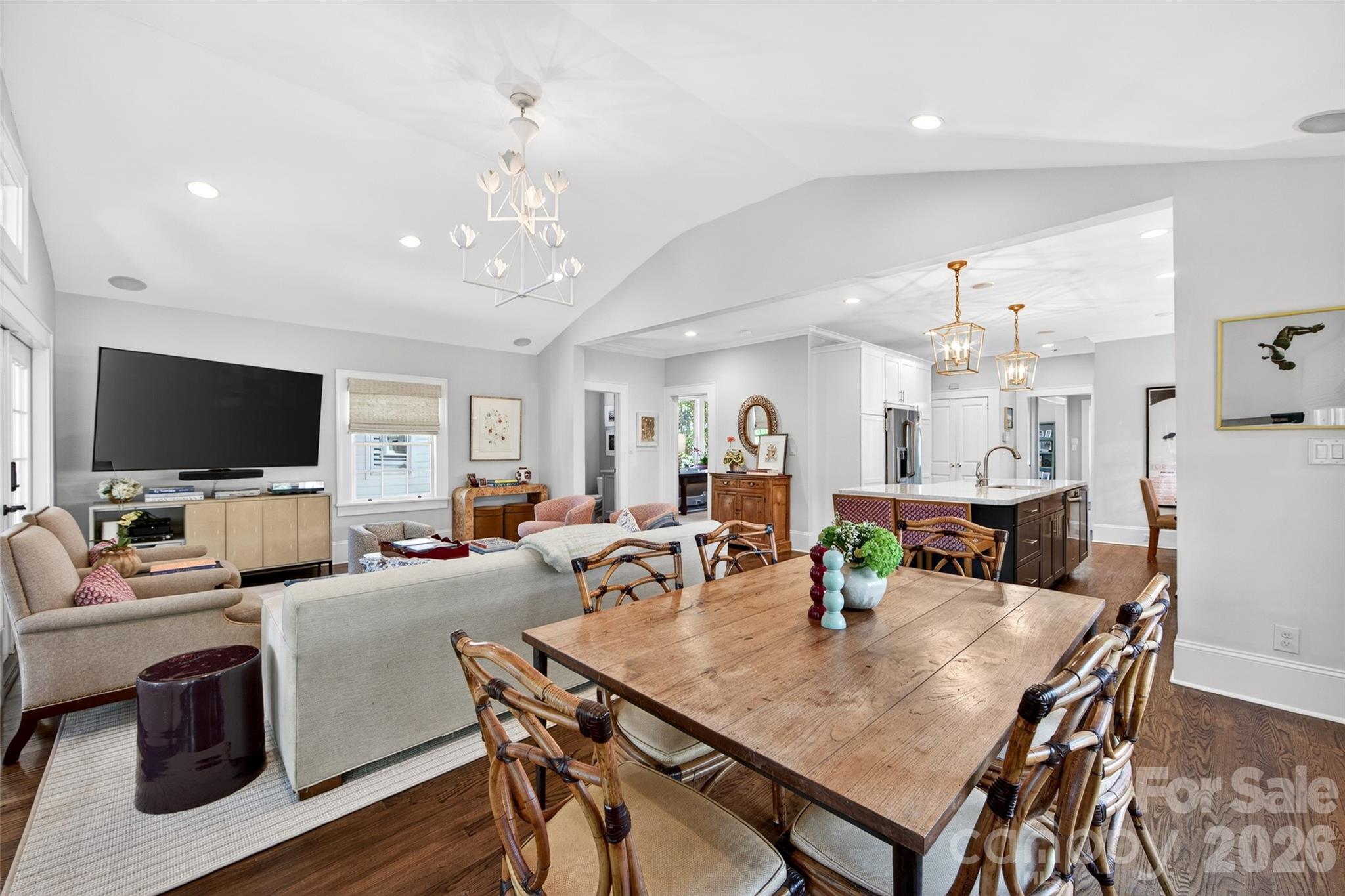 2127 Crescent Avenue — Charlotte