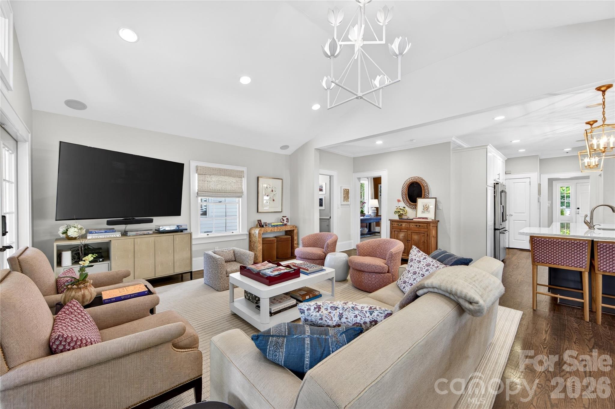 2127 Crescent Avenue — Charlotte