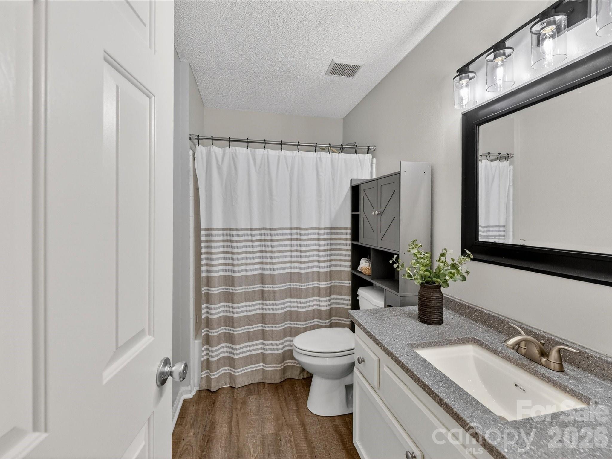 9518 Cedar River Road — Huntersville