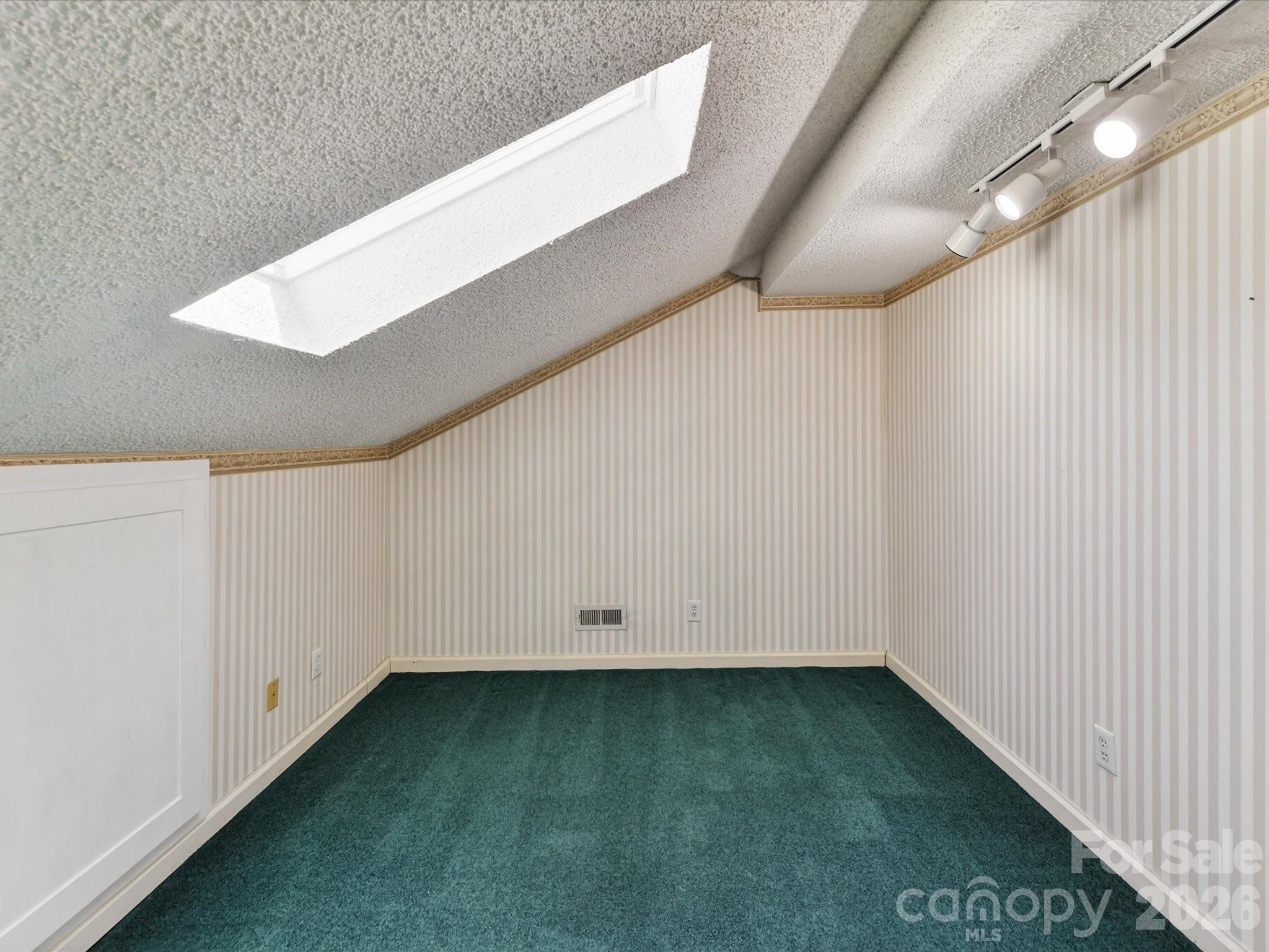 9518 Cedar River Road — Huntersville