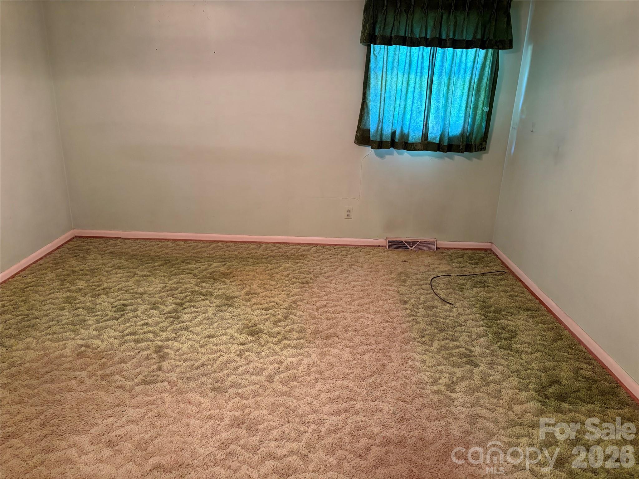 1202 Fallston Road — Shelby