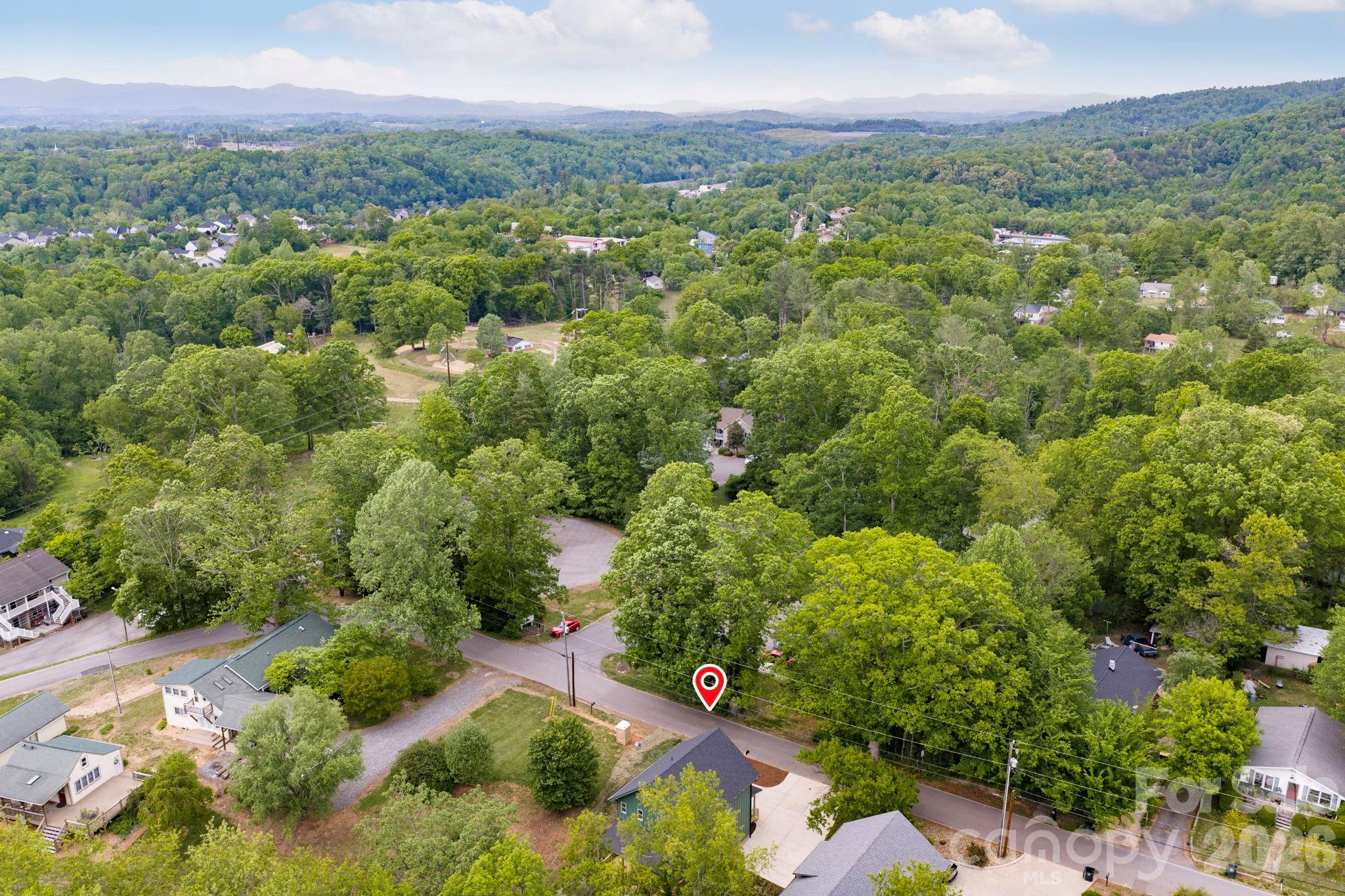 76 Jonestown Road — Asheville