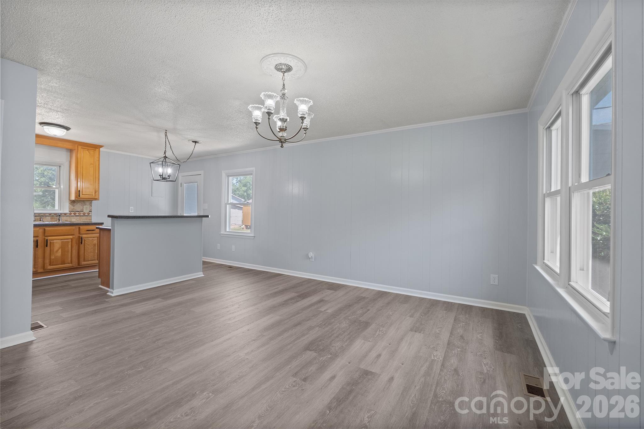 4768 Bethel Church Road — Hickory