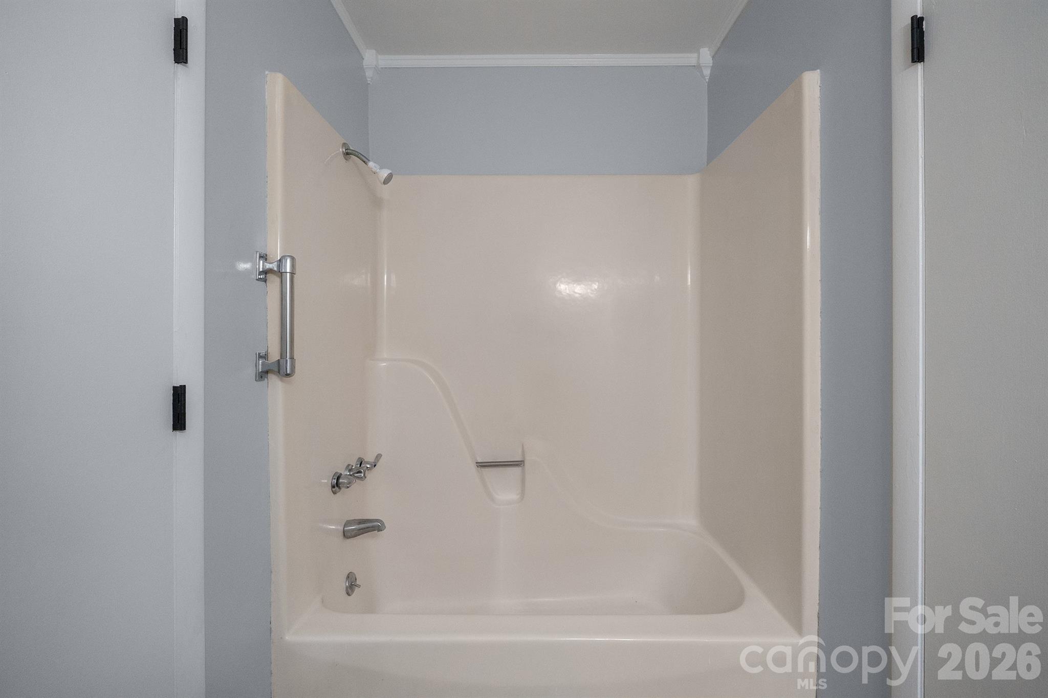 4768 Bethel Church Road — Hickory