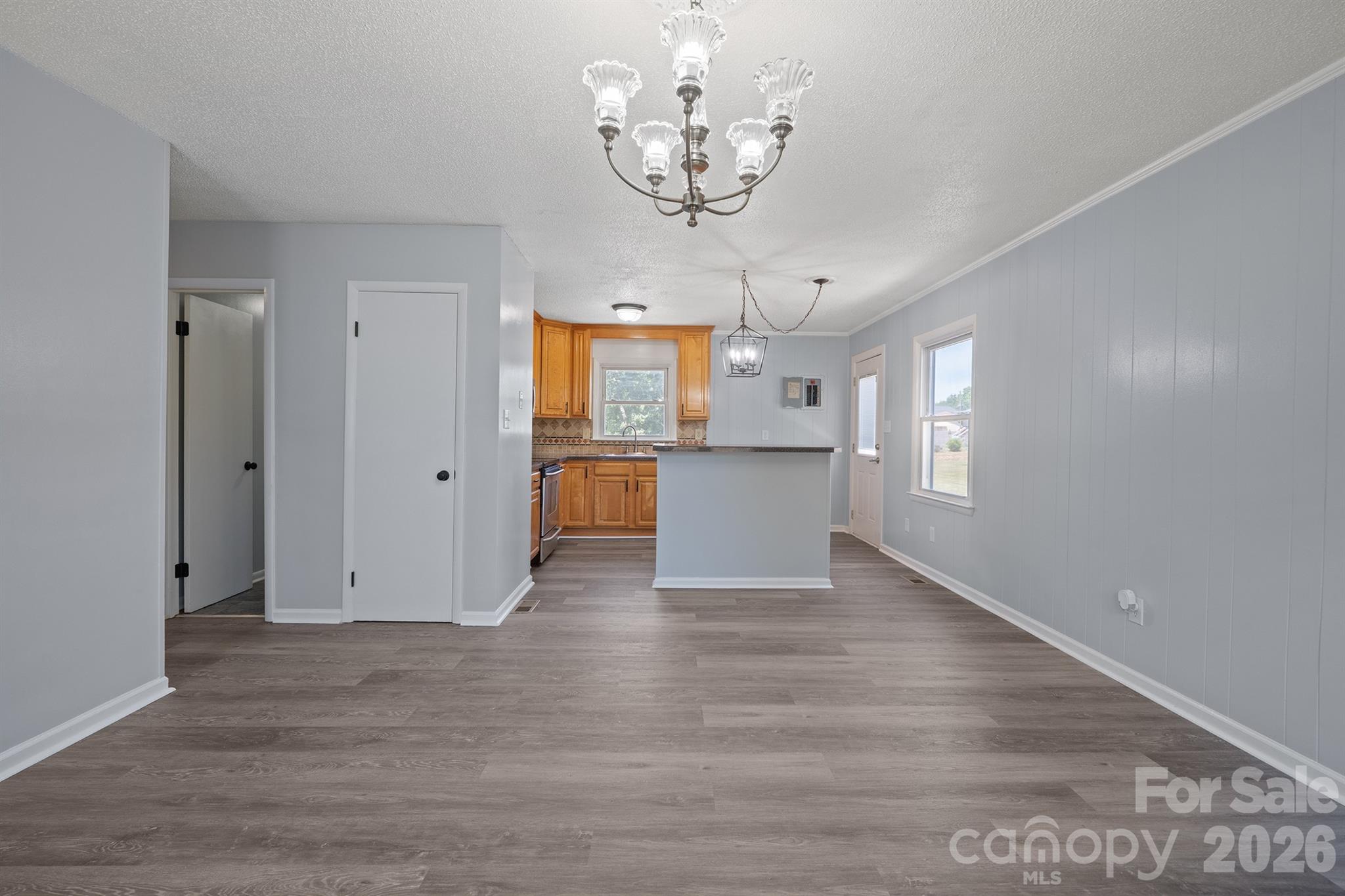 4768 Bethel Church Road — Hickory