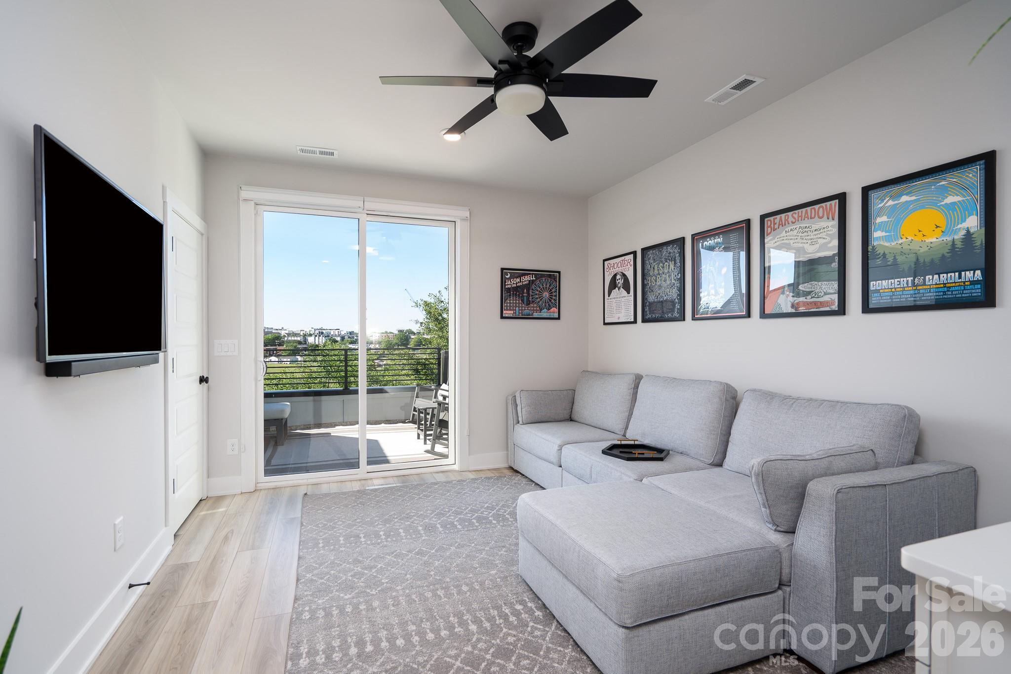 5018 Tiny Lane — Charlotte