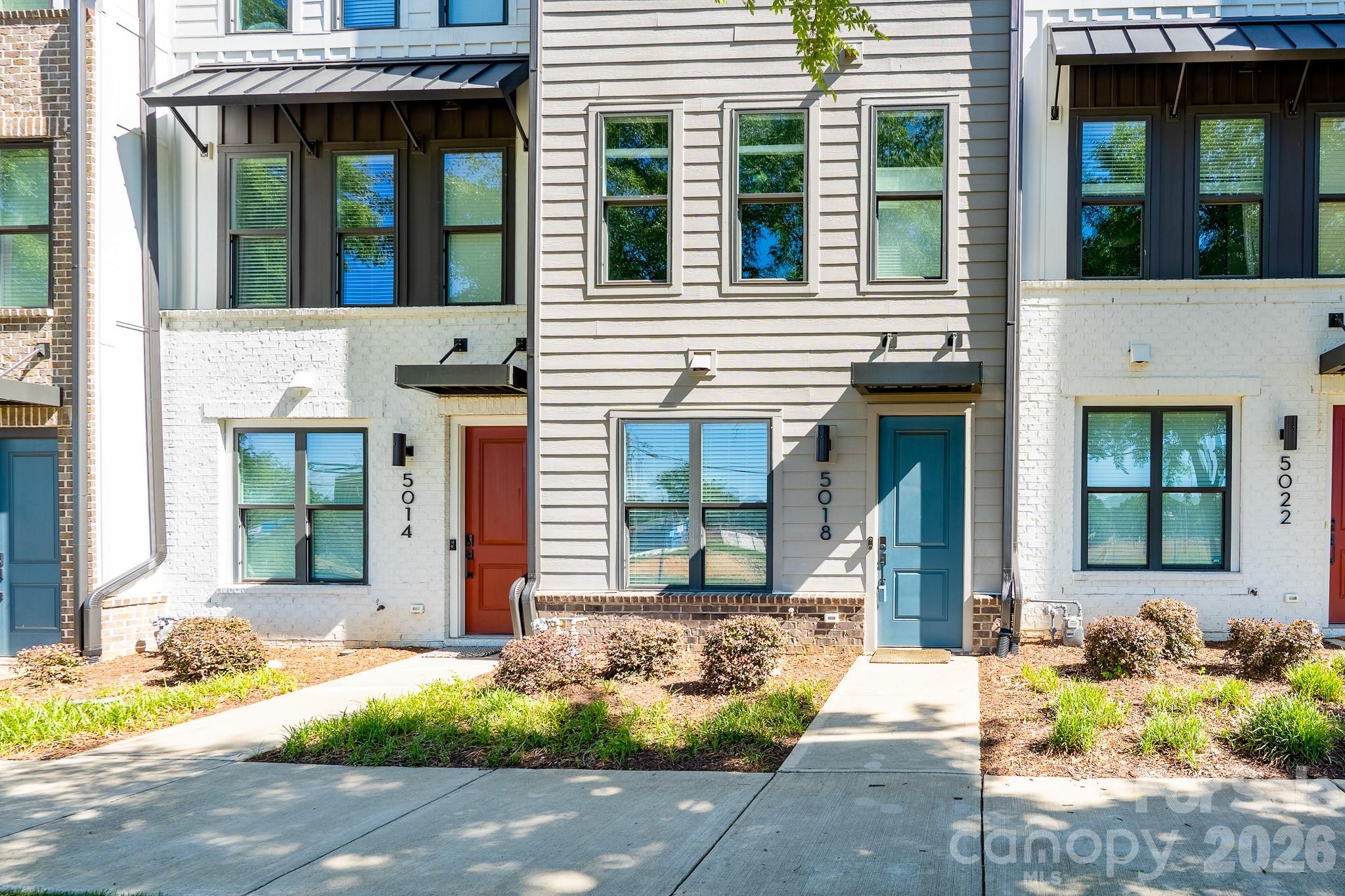 5018 Tiny Lane — Charlotte