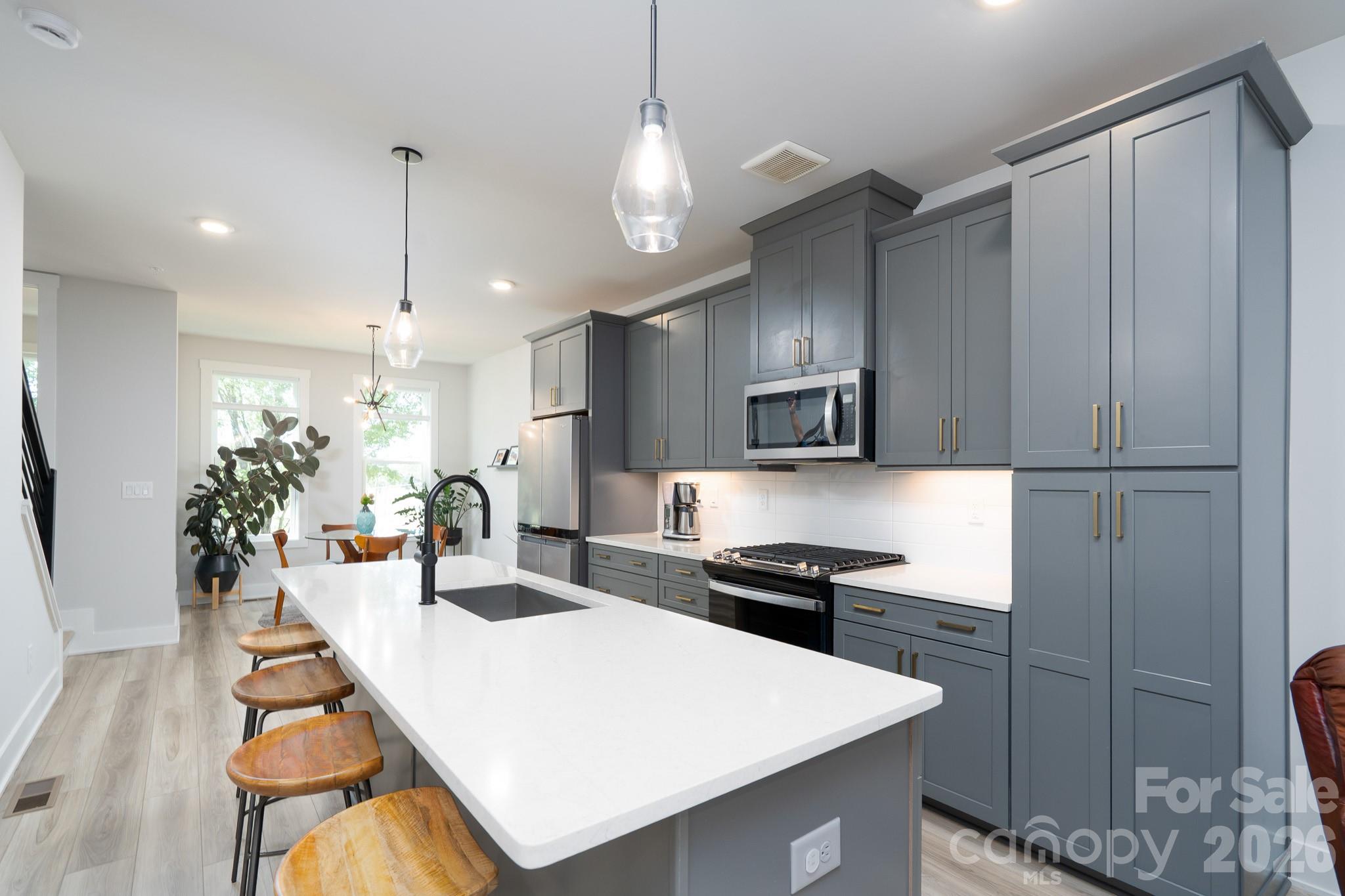 5018 Tiny Lane — Charlotte