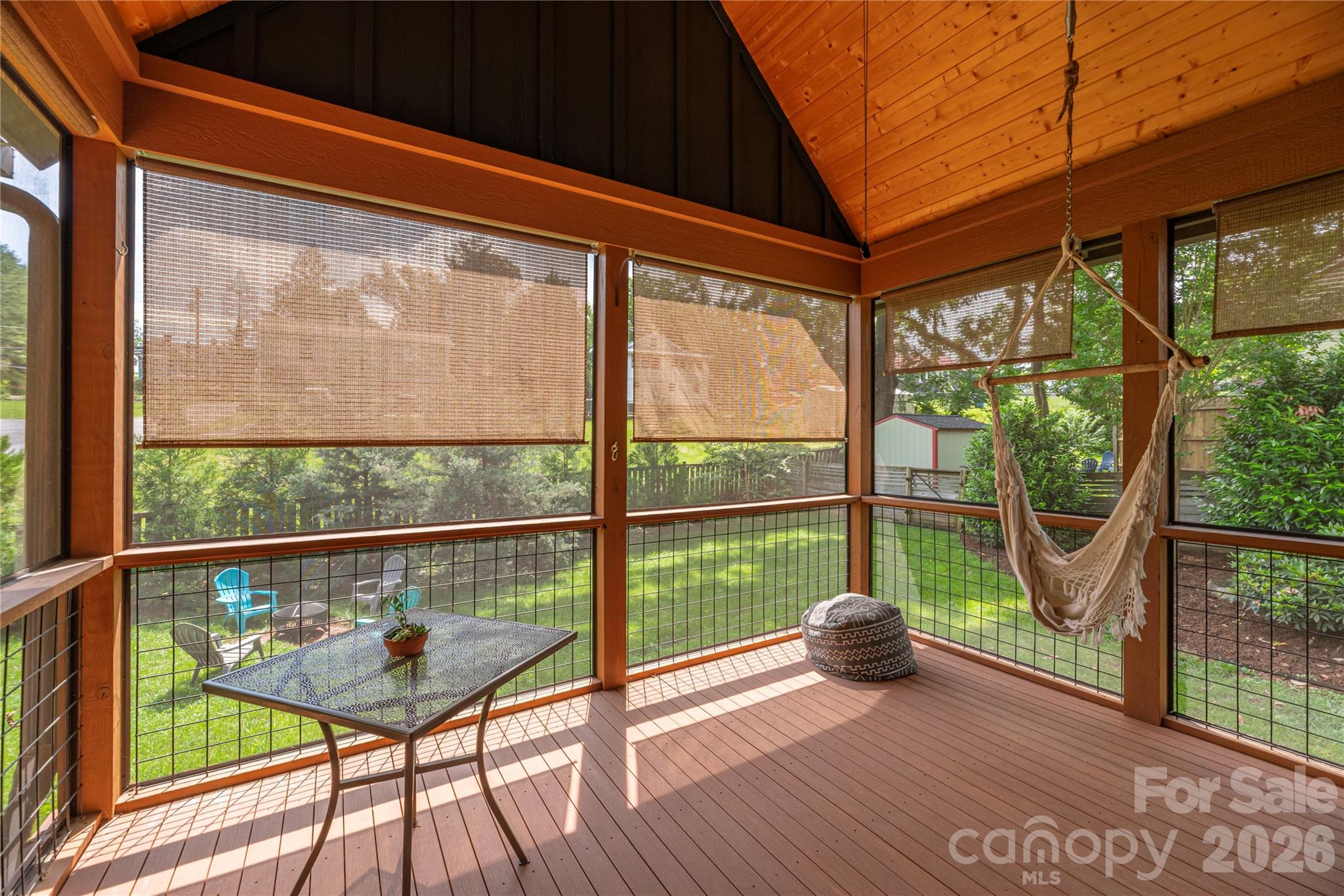 5 Grove Street — Weaverville