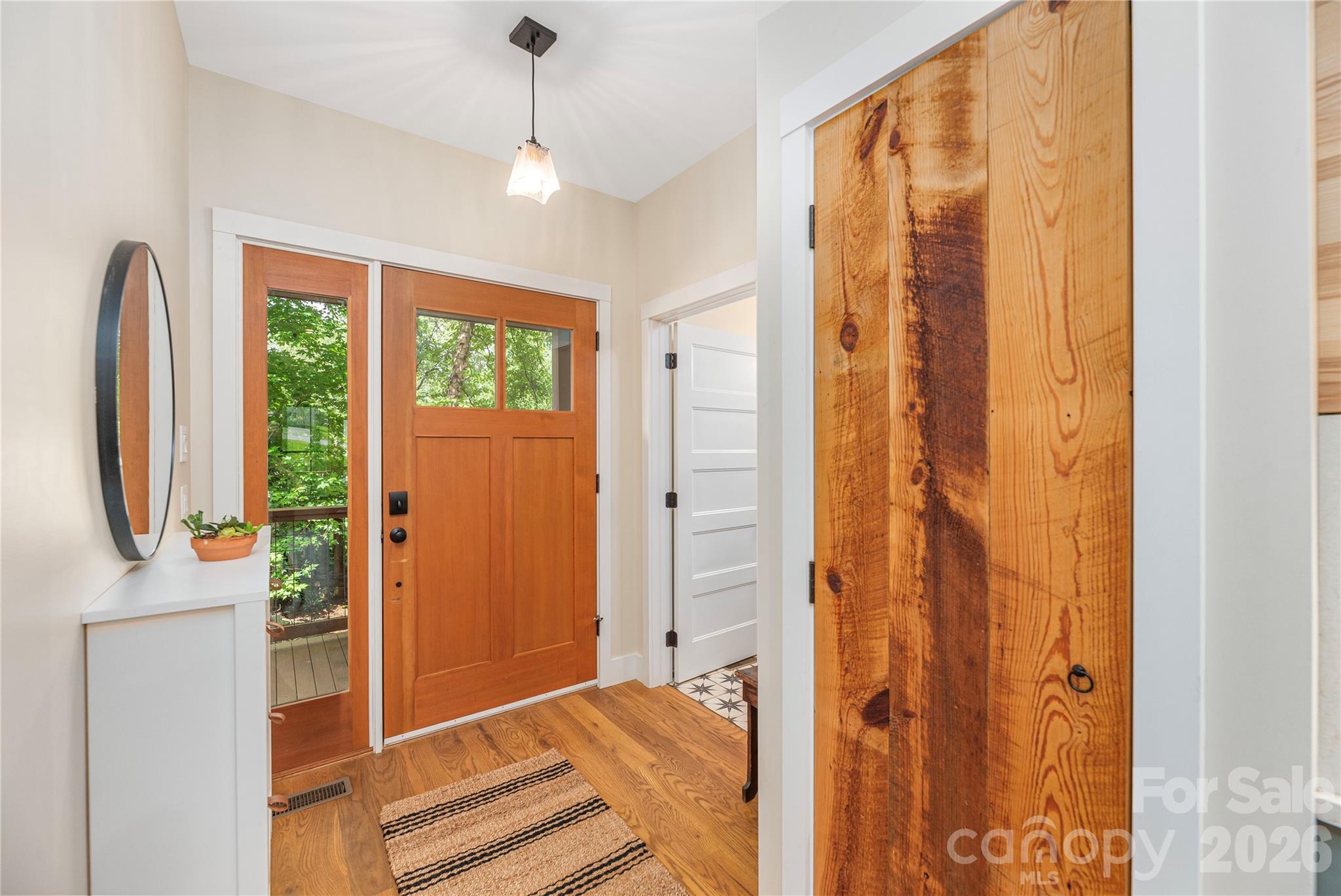 5 Grove Street — Weaverville