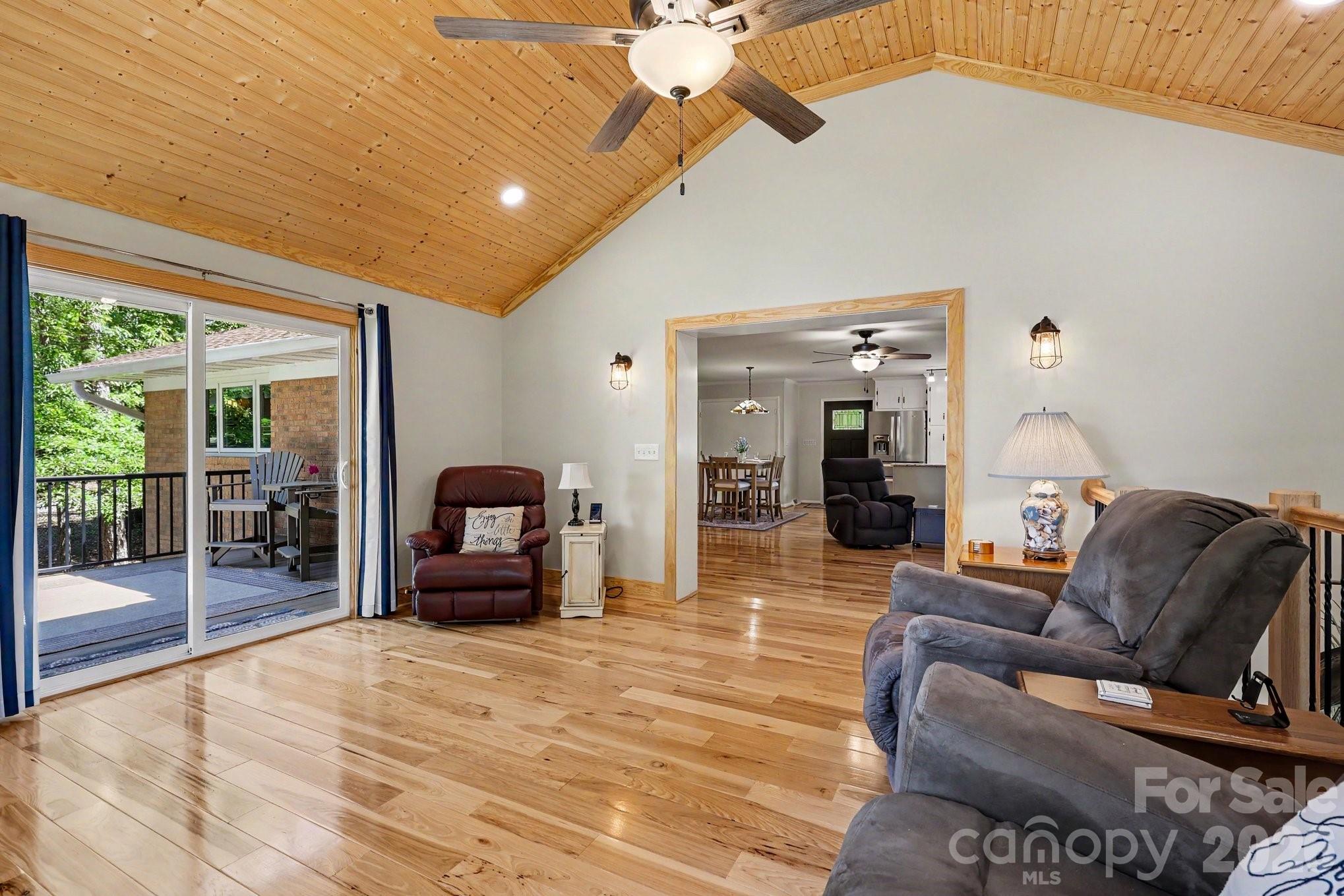 260 Knollwood Drive — Salisbury
