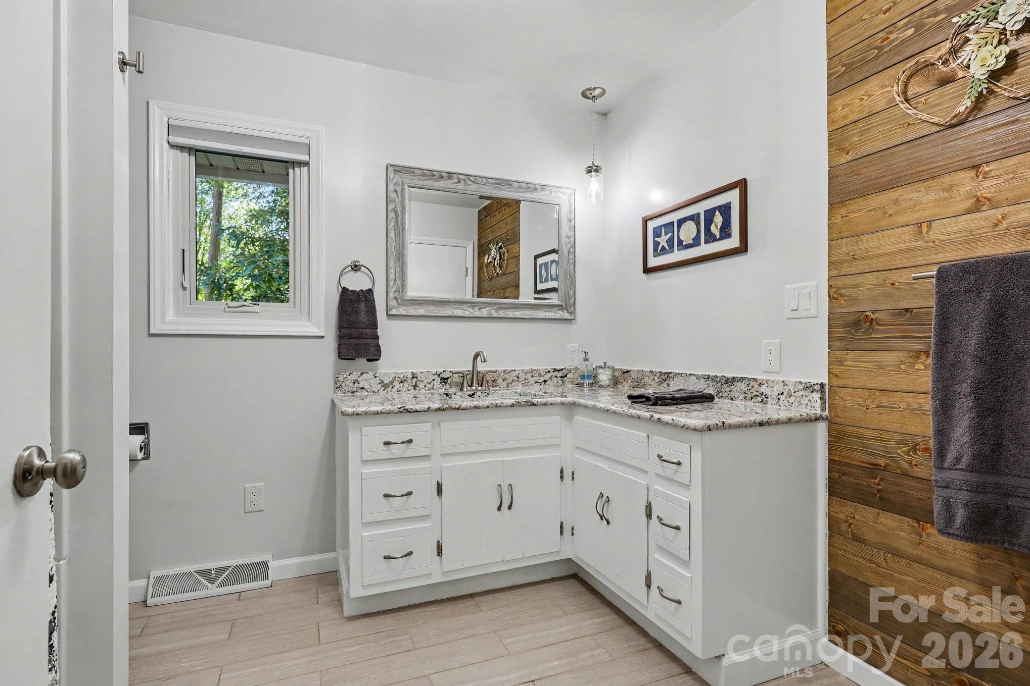 260 Knollwood Drive — Salisbury