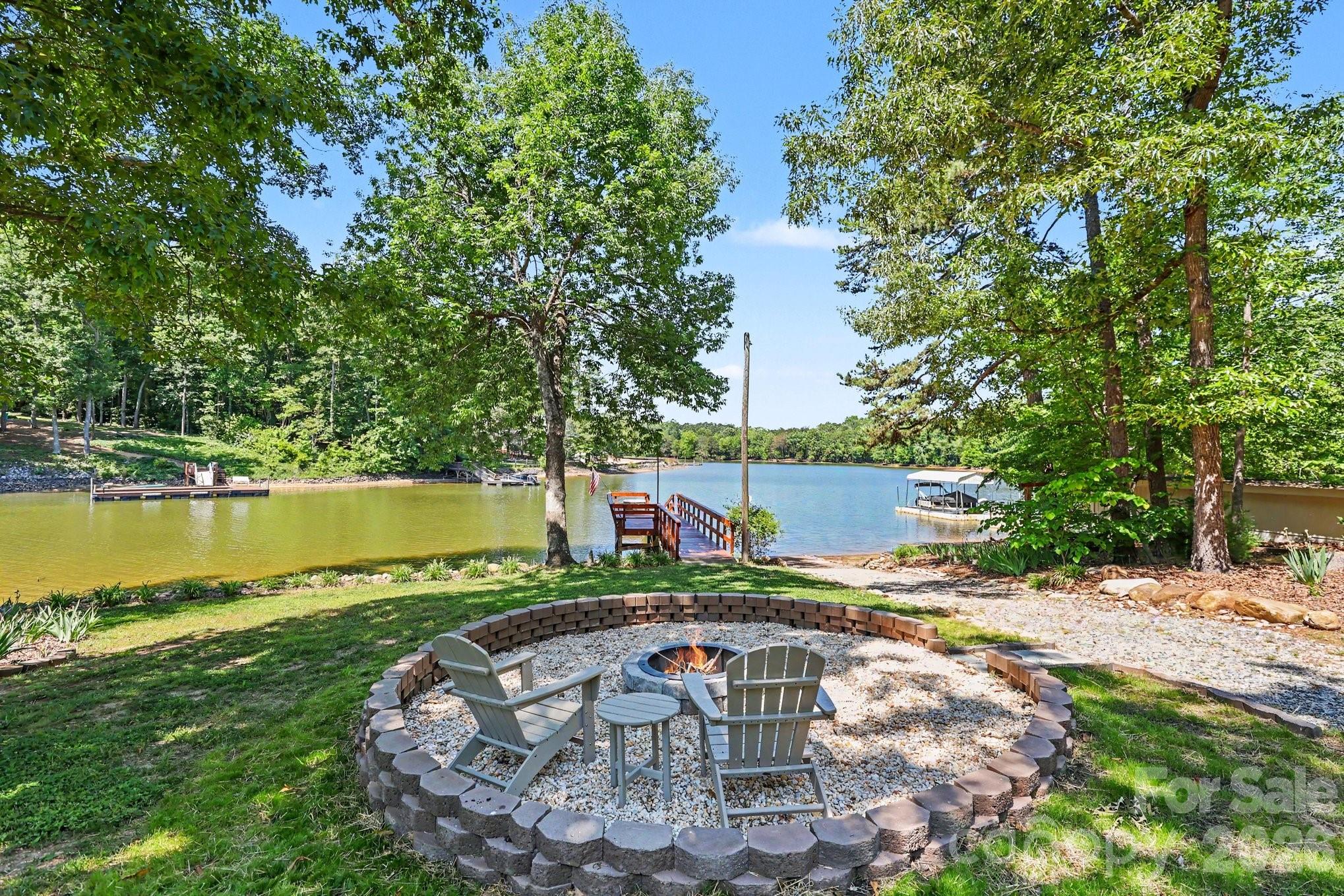 260 Knollwood Drive — Salisbury