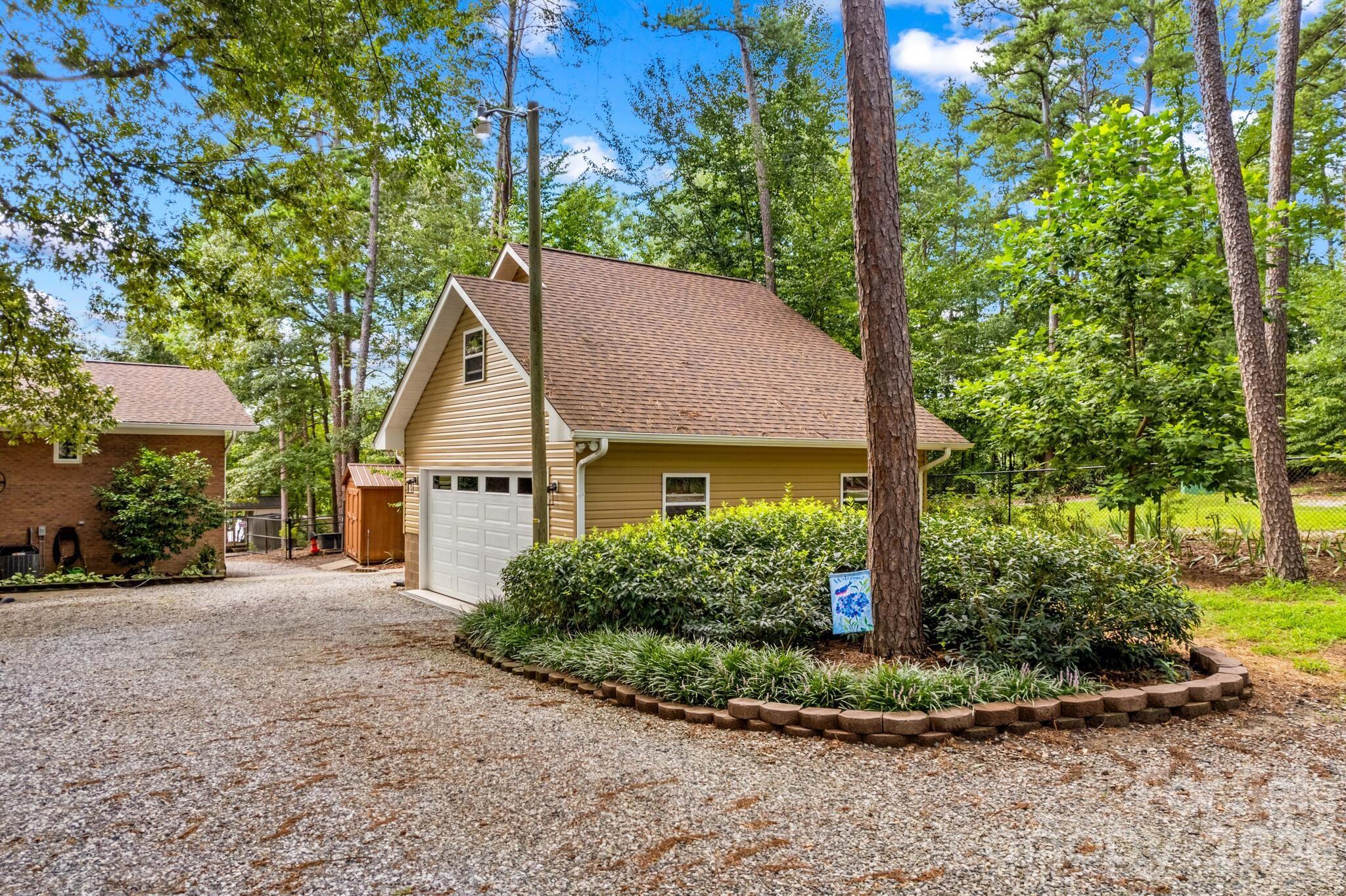260 Knollwood Drive — Salisbury
