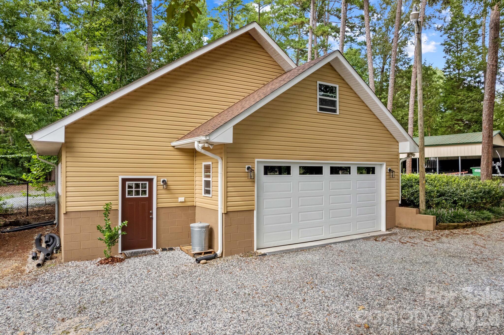 260 Knollwood Drive — Salisbury