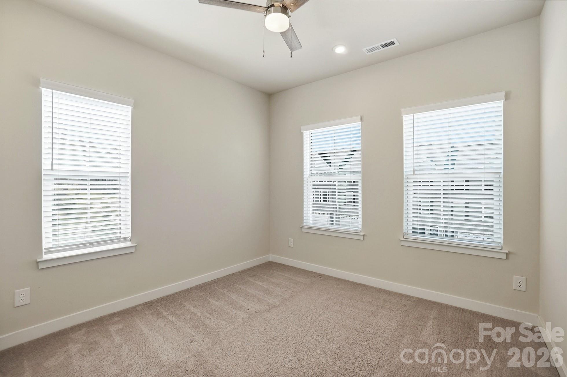 921 Portrush Lane — Tega Cay
