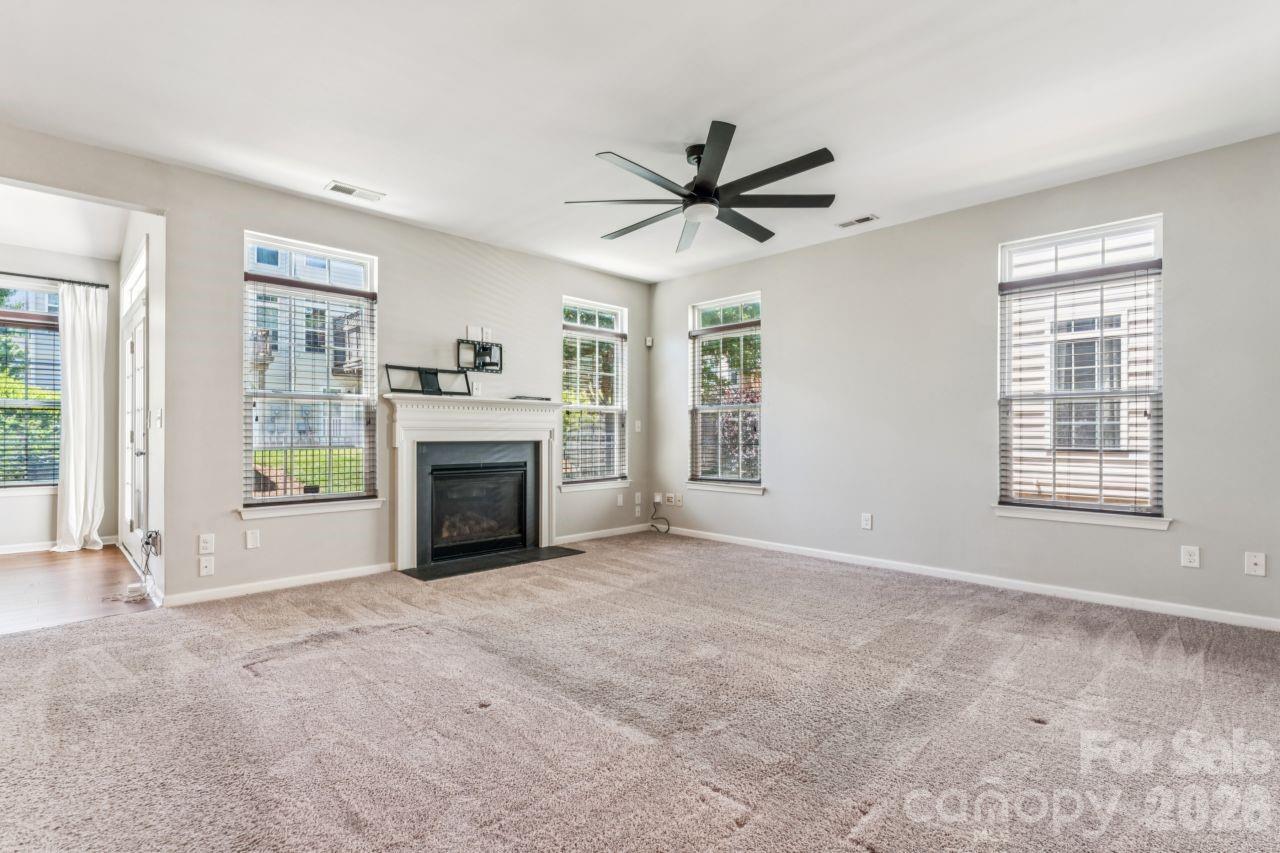 3233 Park South Station Boulevard — Charlotte