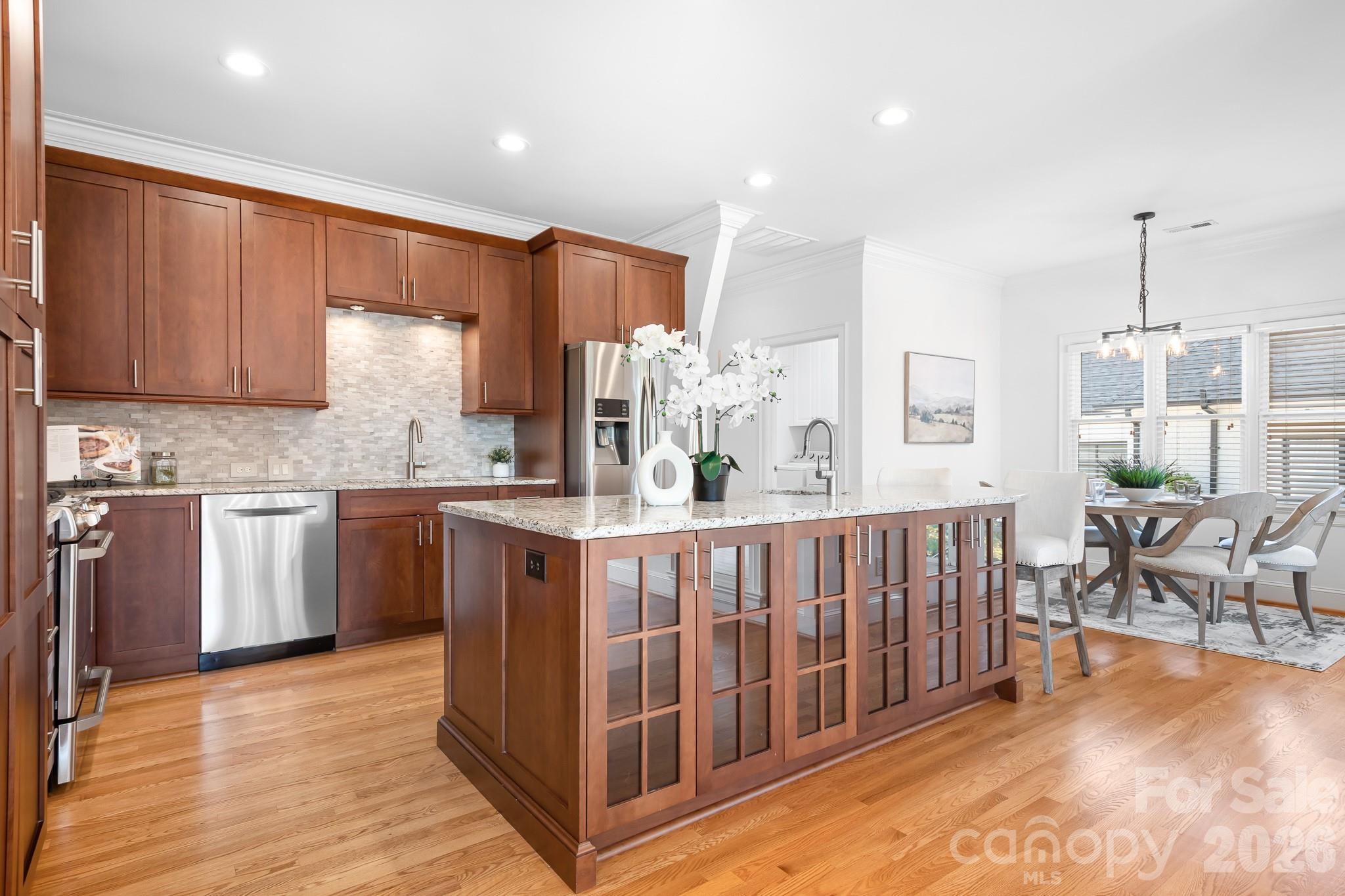 7274 Woodside Court — Denver