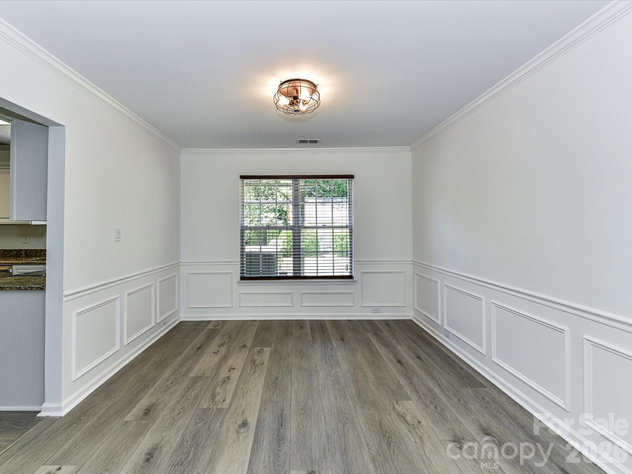 7512 Henderson Park Road — Huntersville