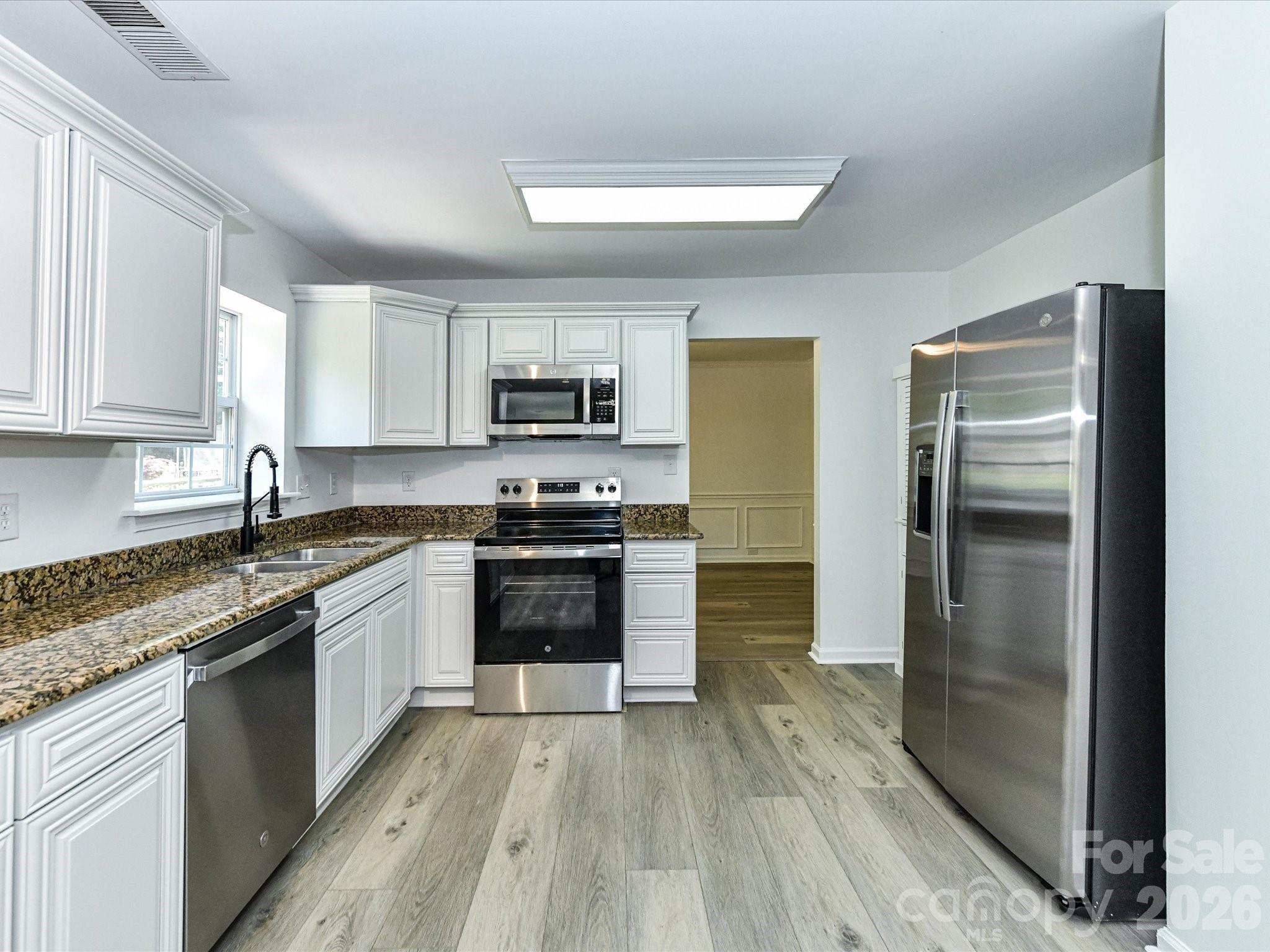 7512 Henderson Park Road — Huntersville
