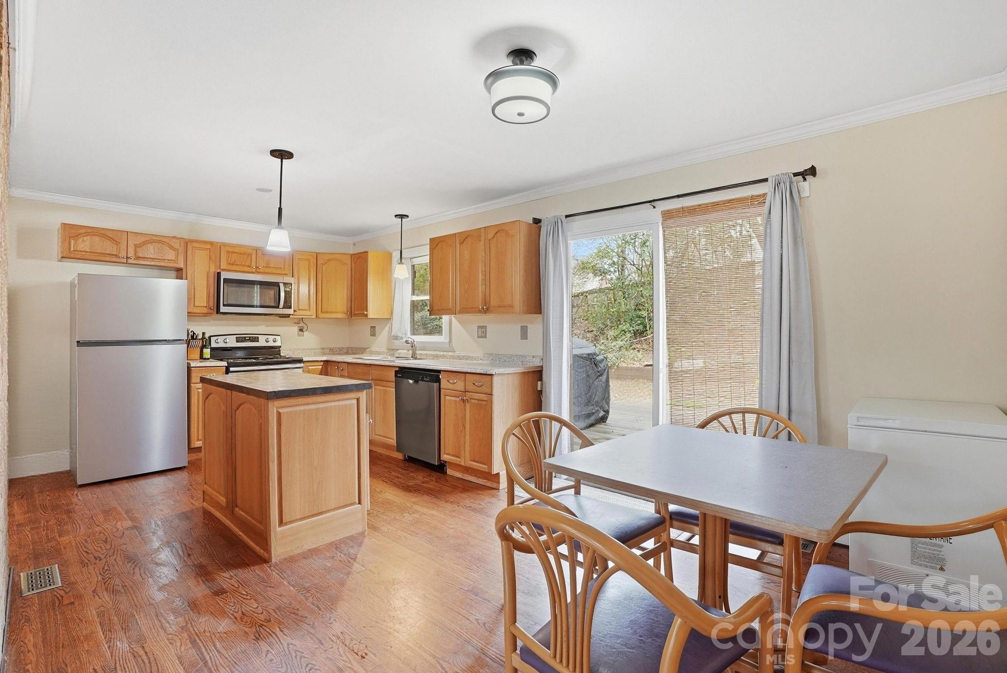105 College Heights Boulevard — Clemson