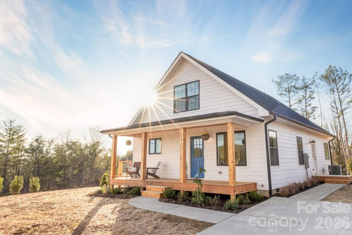 99999 Verde Drive — Asheville