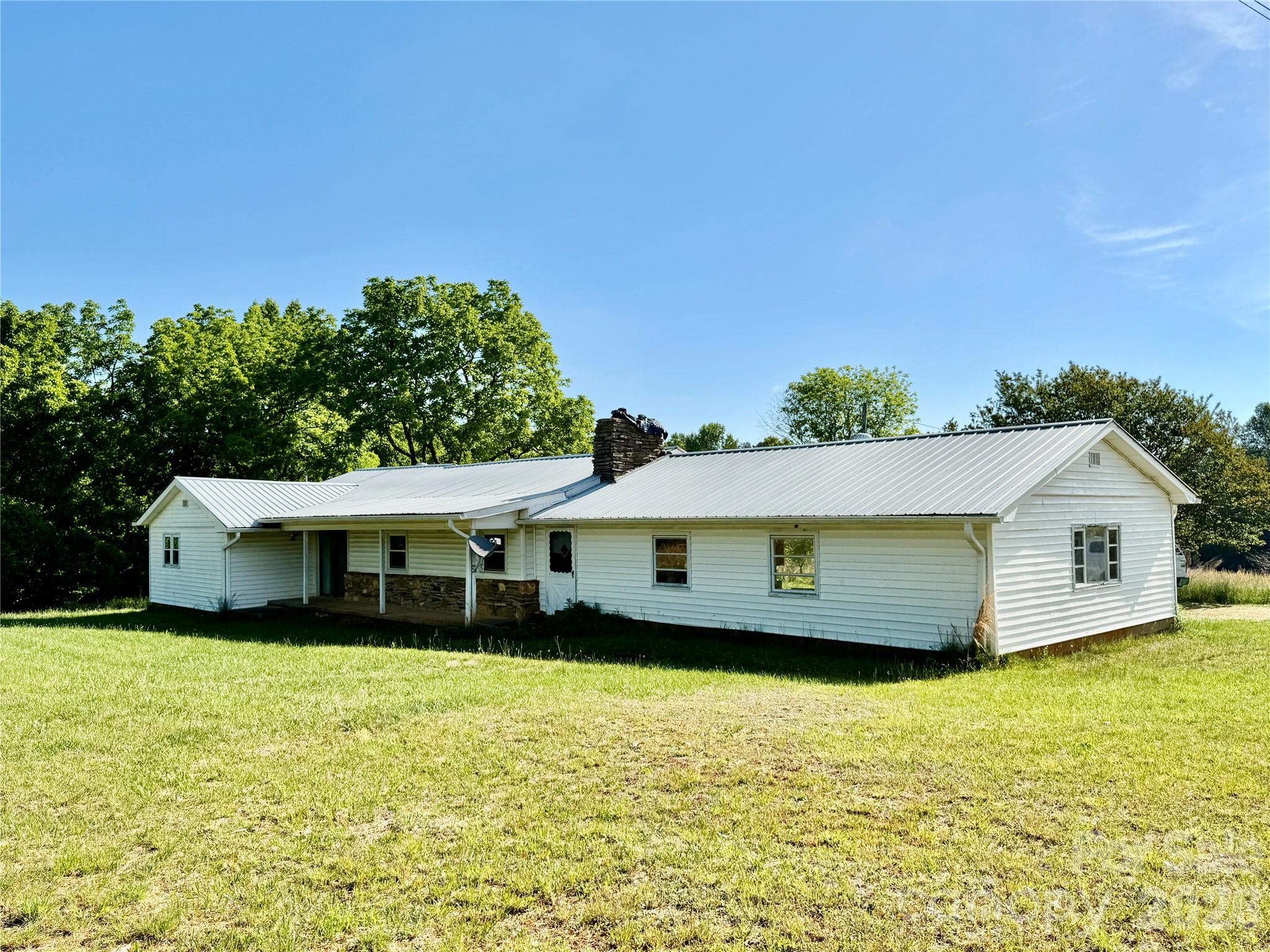 5028 Kurstie Lane — Boonville