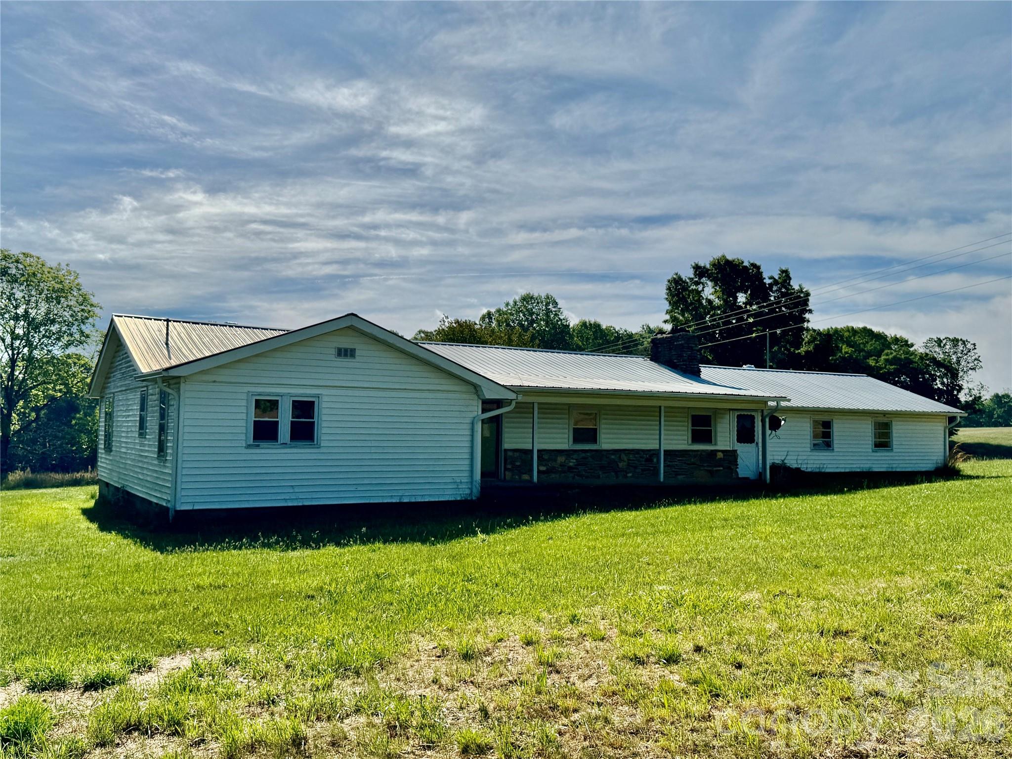 5028 Kurstie Lane — Boonville
