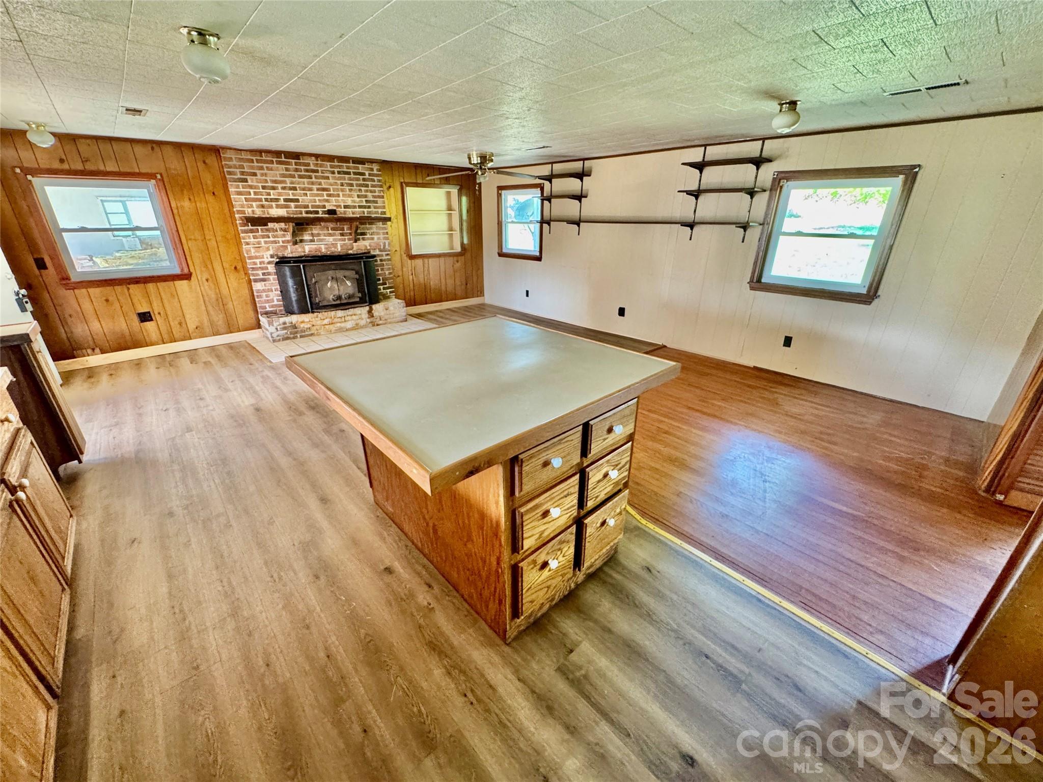 5028 Kurstie Lane — Boonville
