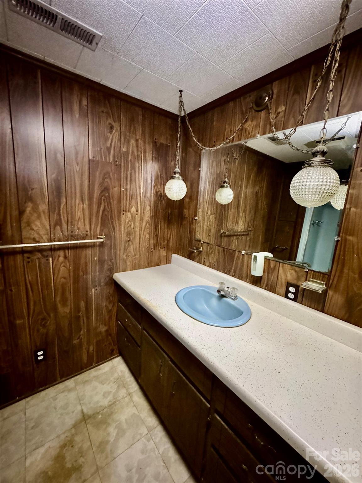 5028 Kurstie Lane — Boonville