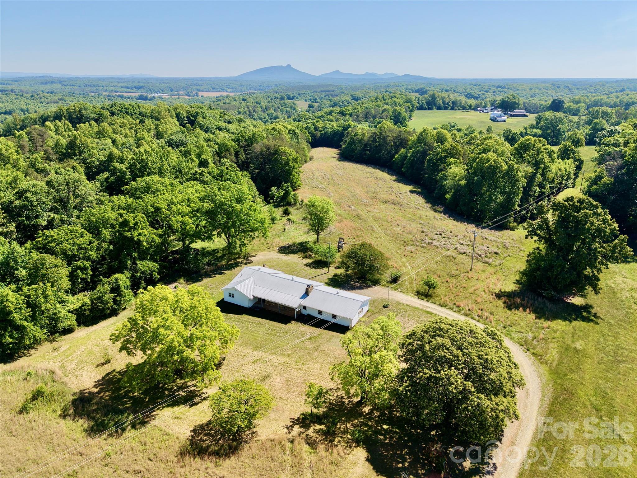 5028 Kurstie Lane — Boonville